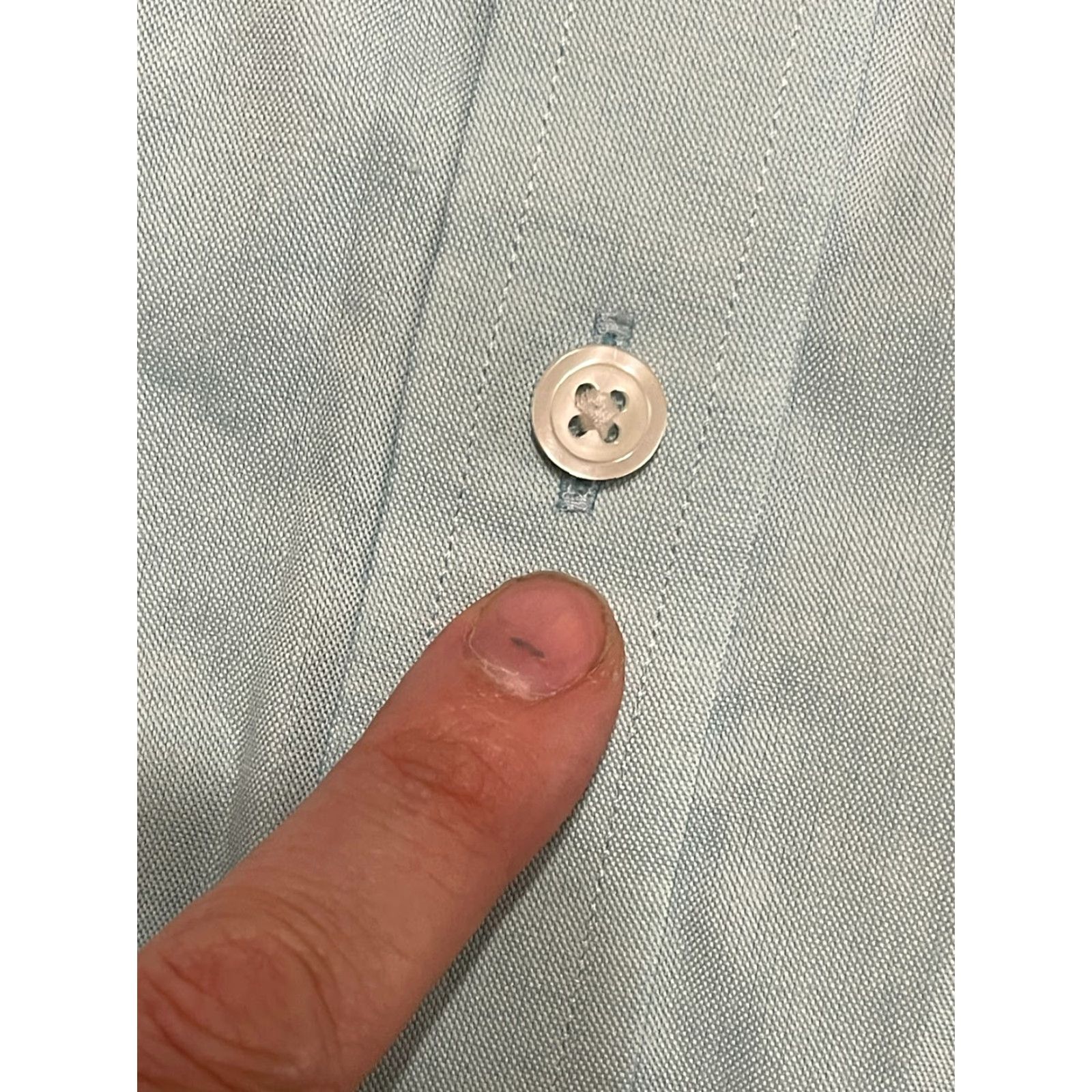 Merona Merona Shirt Mens Large 16-16.5 Blue Button Up The Ultimate Shirt Casual Regular Long Sleeve Collared Button-Up Merit? Size US L / EU 52-54 / 3 - 5 Thumbnail