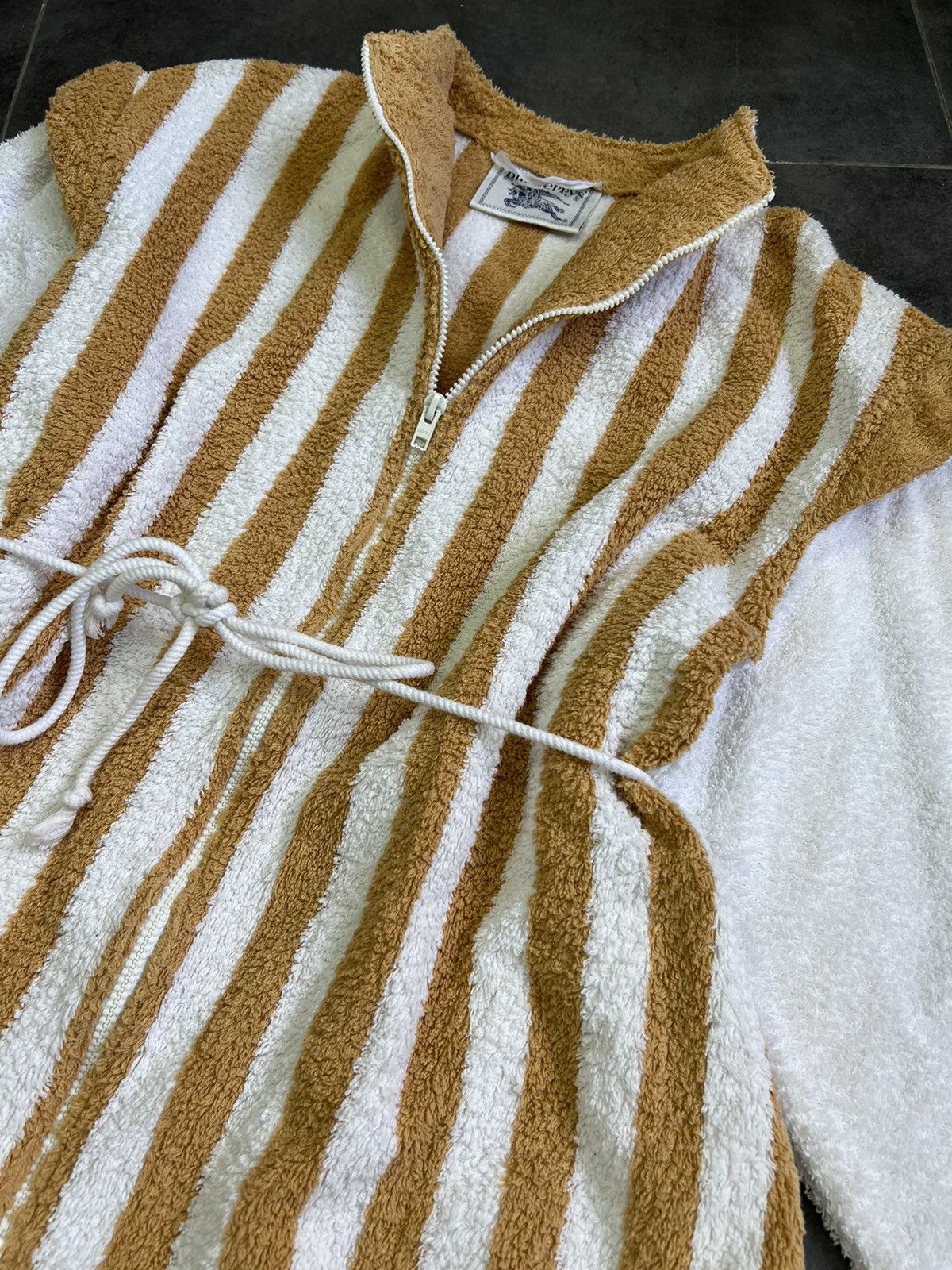 Burberry × Vintage 90s Crazy Burberry towel teddy zip jacket Size ONE SIZE - 4 Thumbnail