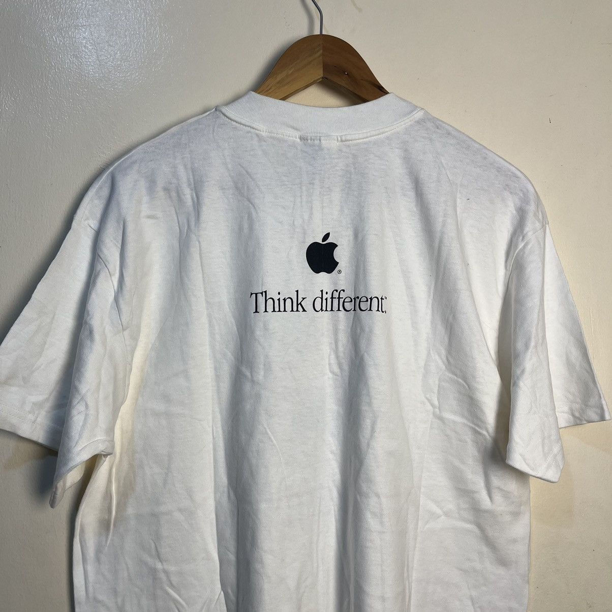 Apple Vintage 90's Apple iMac Yum Think Different Novelty Tech Tee Size US L / EU 52-54 / 3 - 13 Thumbnail