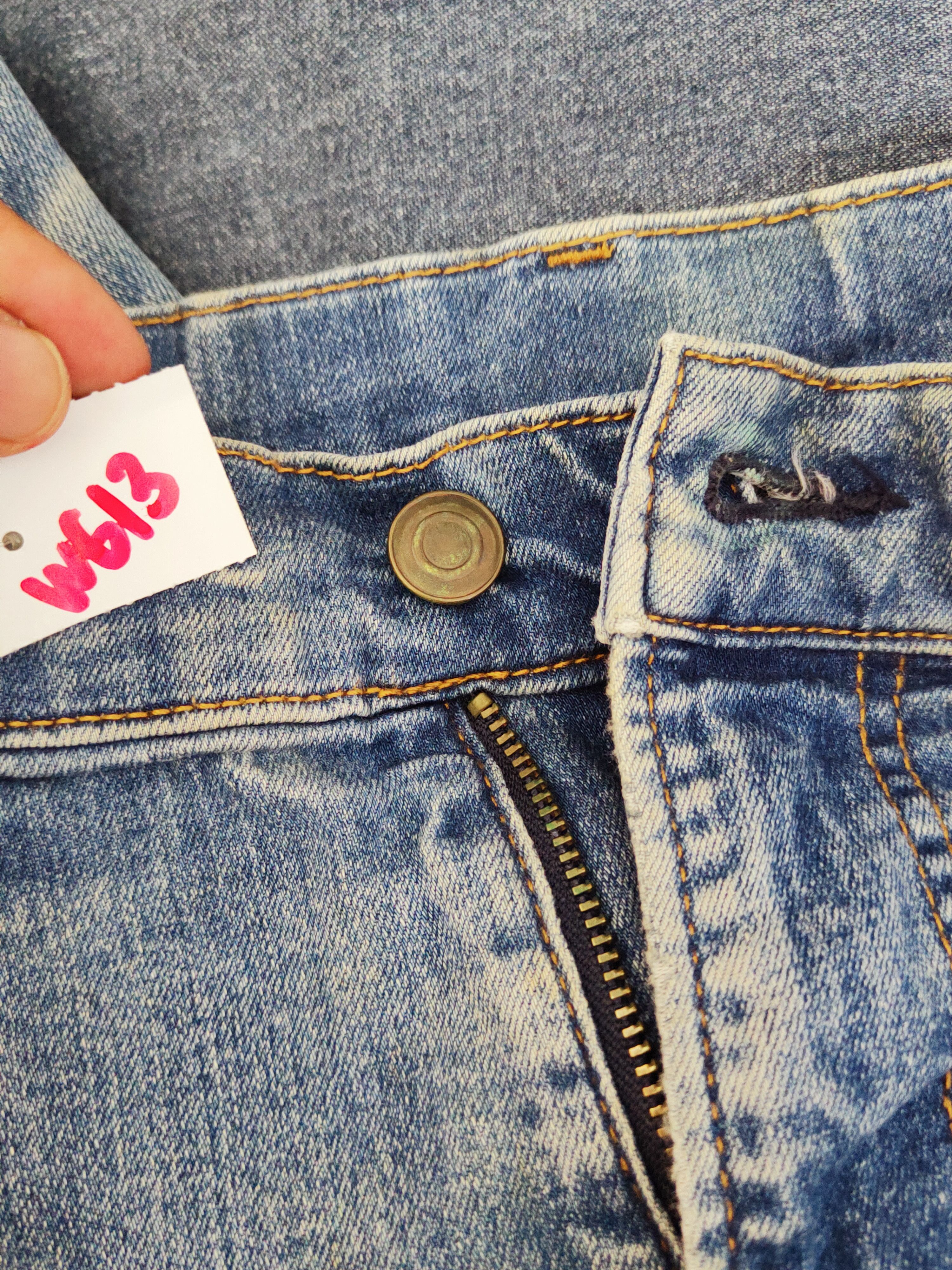 Japanese Brand Uniqlo japan Blue faded Distressed Ripped Jeans #W613 Size US 33 - 16 Thumbnail