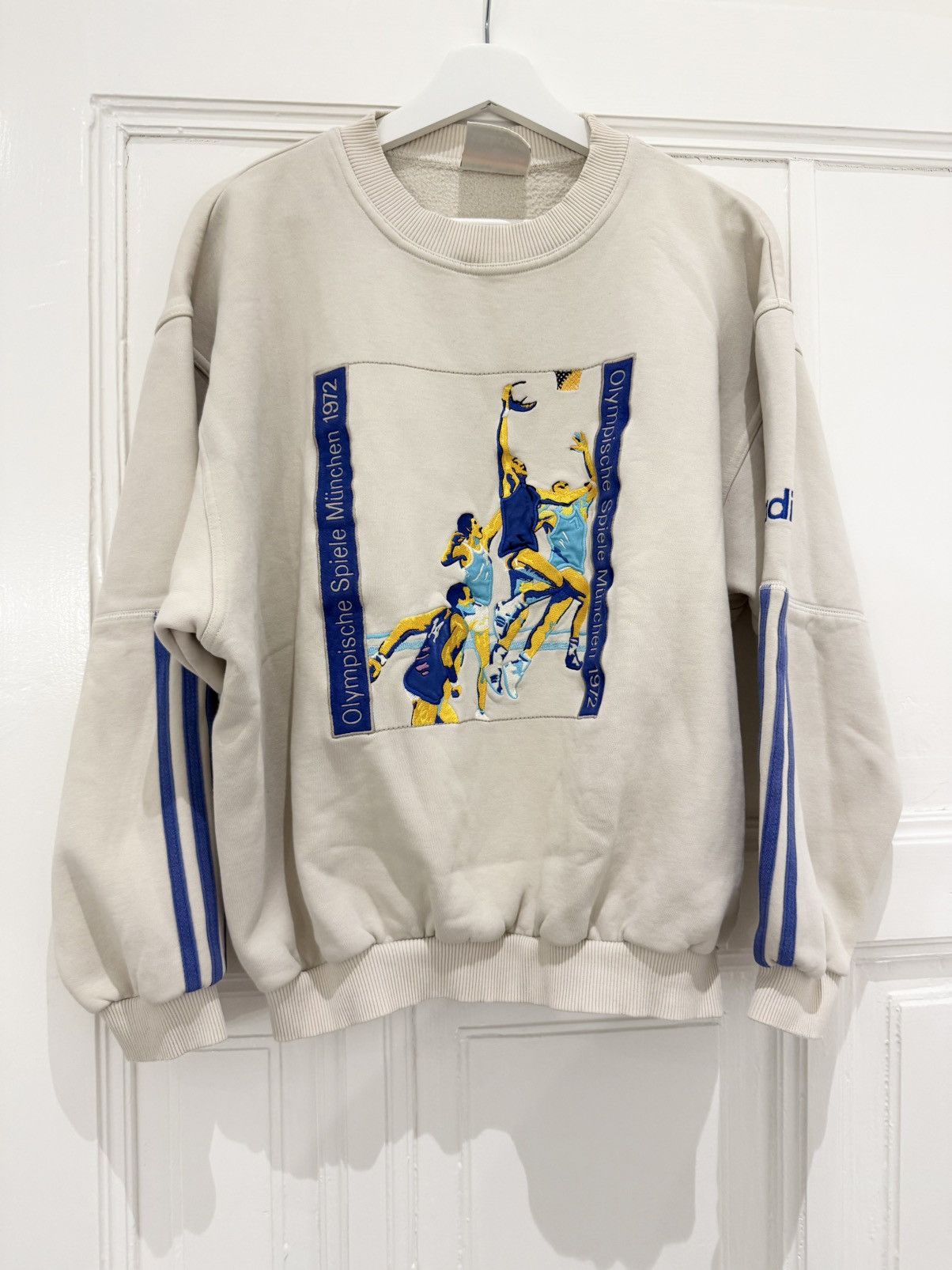 Adidas Adidas München 1972 vintage Olympic rare crewneck Size US S / EU 44-46 / 1 - 1 Thumbnail