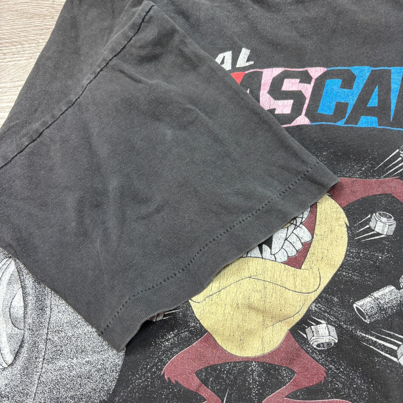 NASCAR × Vintage × Warner Bros VTG 1993 NASCAR Pit Crew Looney Tunes Taz Shirt Large Size US L / EU 52-54 / 3 - 9 Thumbnail