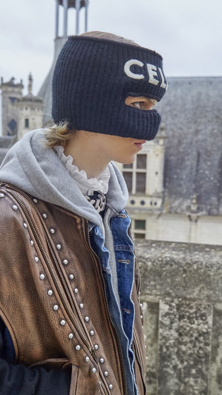 関税込 CELINE balaclava in cashmere, wool and silk Celine Logo-Appliqued Ribbed Wool Black Balaclava | WHAT'S