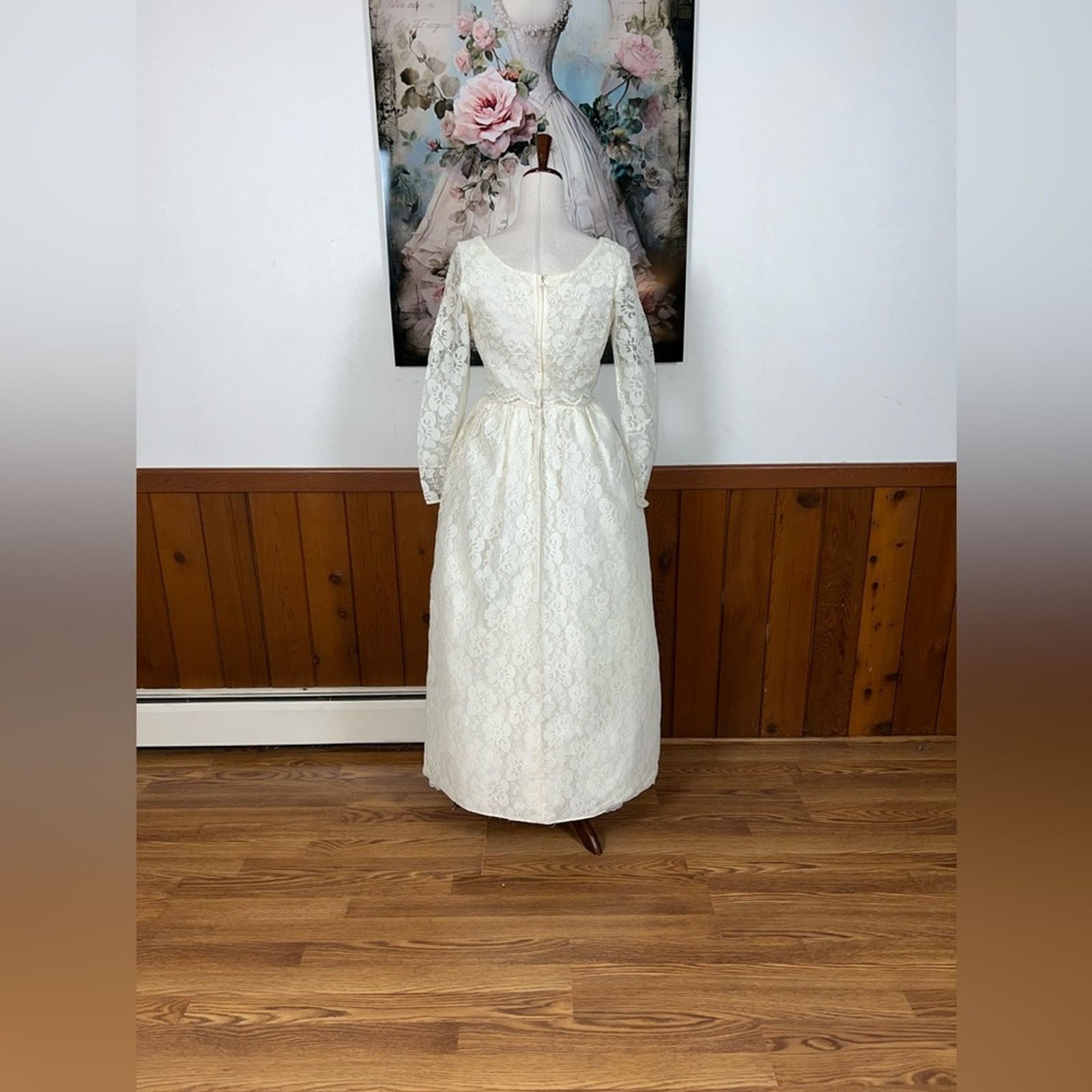 Vintage Beautiful Vintage 1950s Lace Wedding Gown & Veil! Size M / US 6-8 / IT 42-44 - 8 Thumbnail
