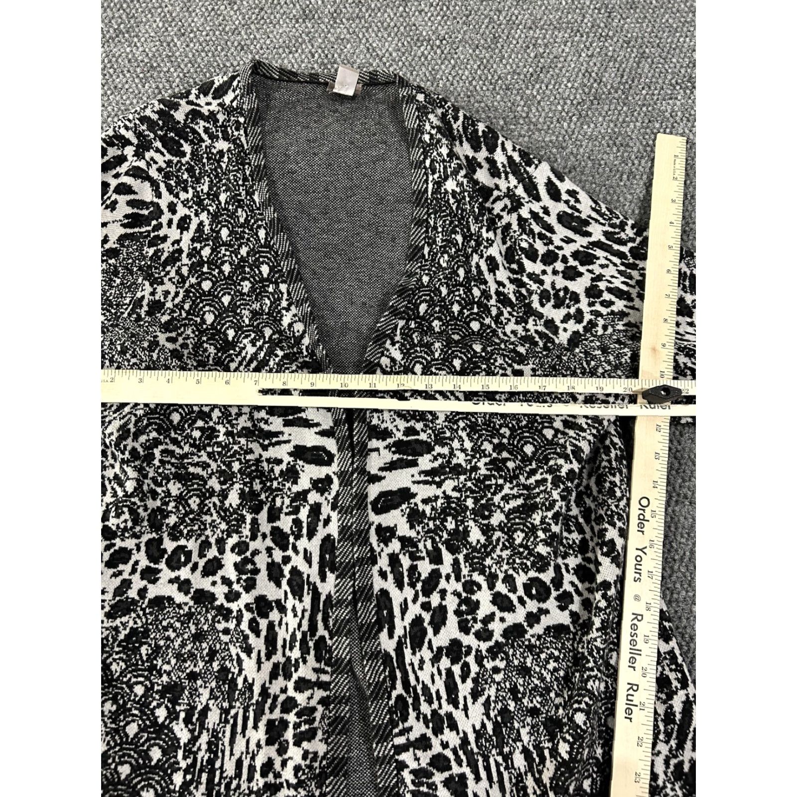 Vintage Chicos Easywear Cardigan Sweater Open Front 3/4 Sleeve Black White Leopard Animal Print Womens XL Cardigan Size XS / US 0-2 / IT 36-38 - 4 Thumbnail