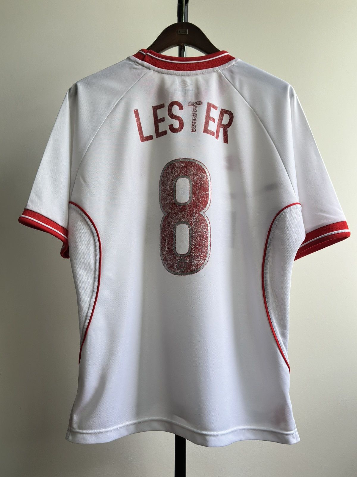 Umbro JACK LESTER #8 VINTAGE FC NOTTINGHAM FOREST 2000/01 JERSEY Size US M / EU 48-50 / 2 - 2 Thumbnail