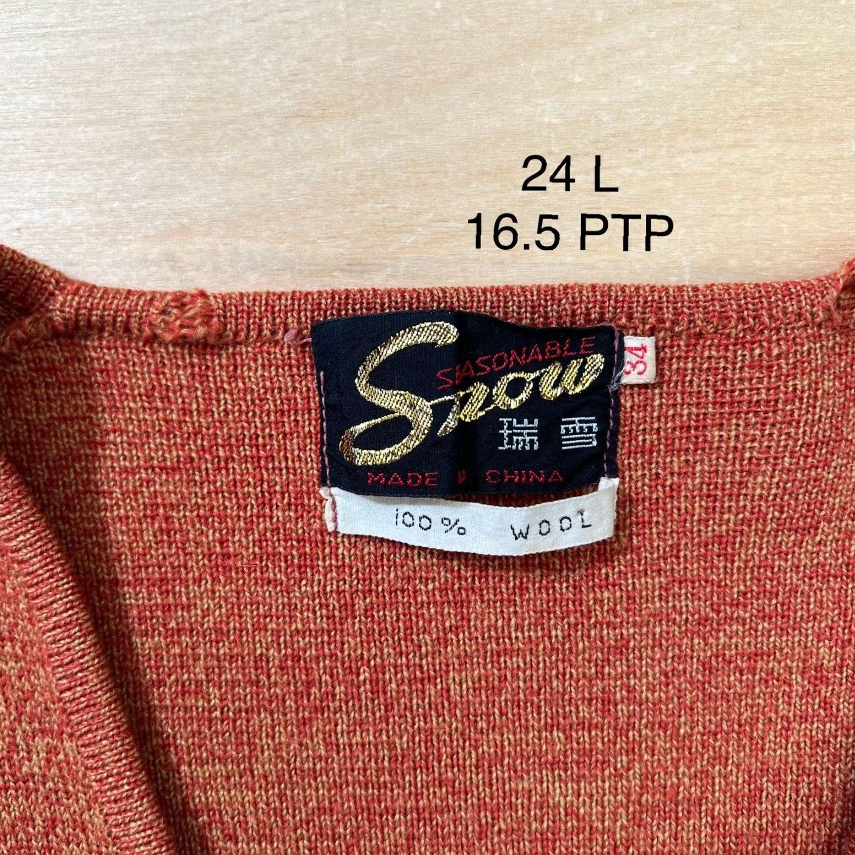 Vintage VINTAGE Snow Cardigan Orange Wool Sweater 60s Winter Outerwear Women S Slim Cardigan 80s Thomas & Friends Angel Pattern Buttons Size S / US 4 / IT 40 - 7 Thumbnail