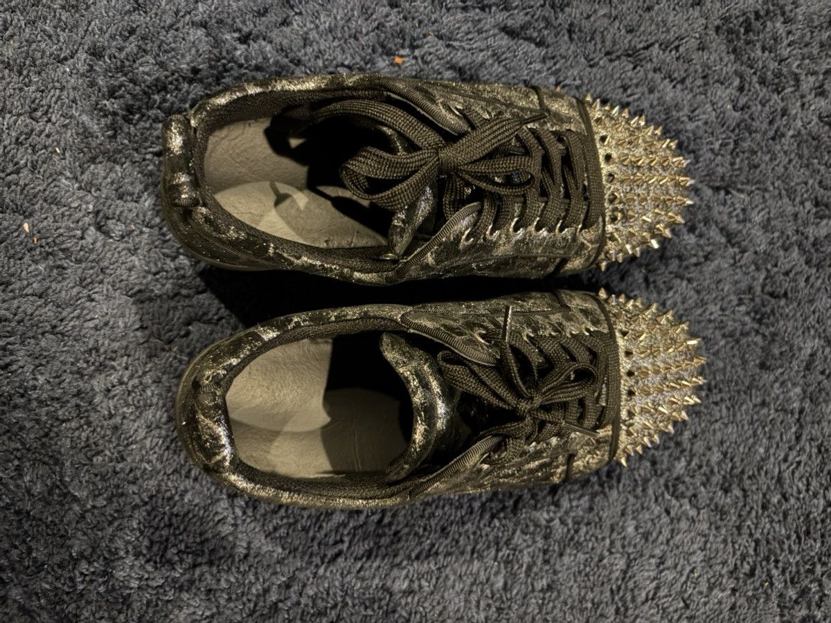 Christian Louboutin Black and gray low top red bottoms Size US 9.5 / EU 42-43 - 7 Thumbnail