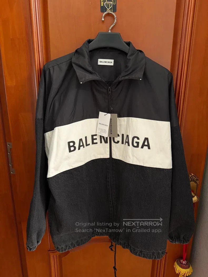 Balenciaga Balenciaga Denim Patchwork Windbreaker Size XXS / US 00 / IT 34 - 1 Thumbnail
