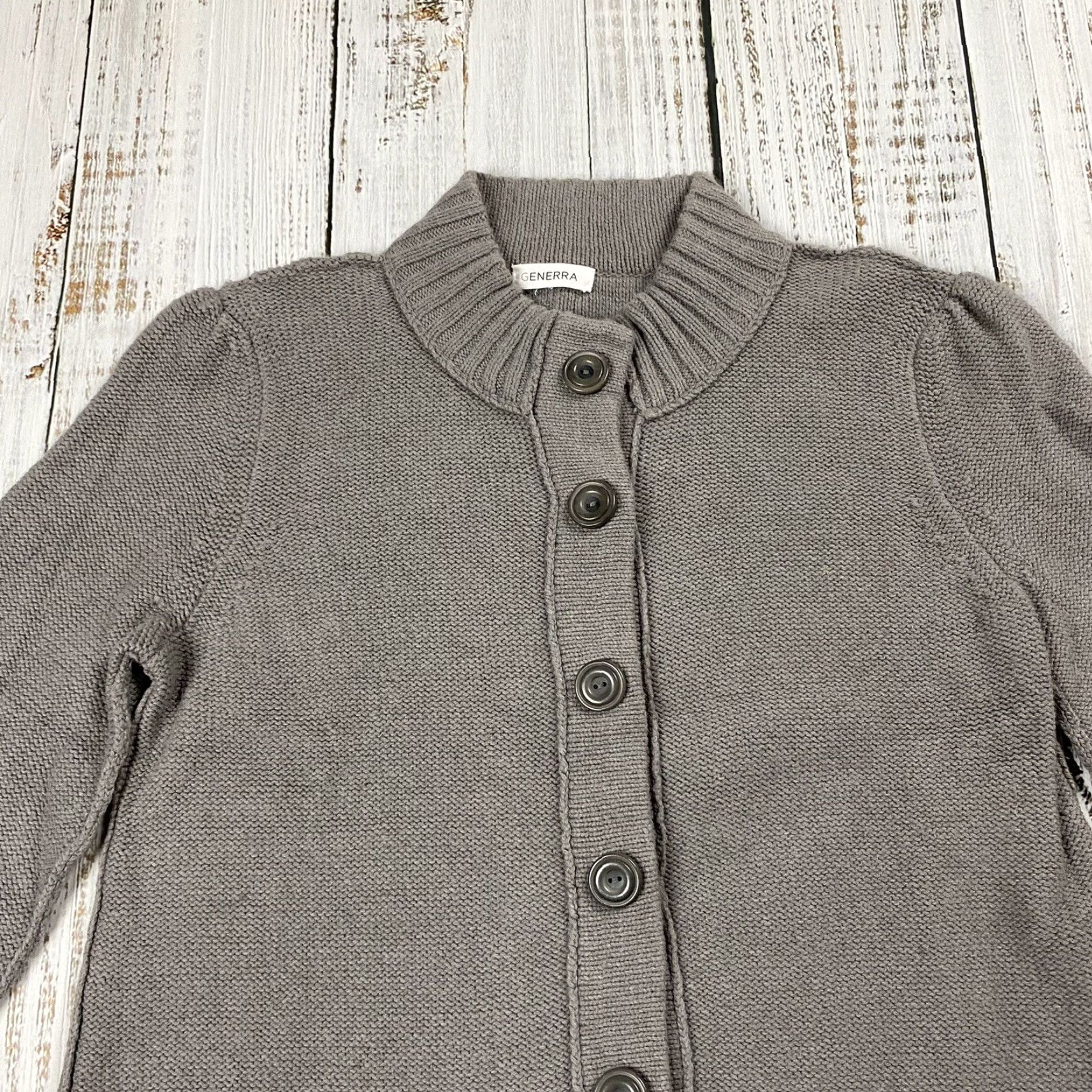 Vintage GENERRA WOMENS CARDIGAN GREY SIZE L CROPPED PREPPY KNIT BUTTON-UP LONG SLEEVE Size L / US 10 / IT 46 - 2 Thumbnail