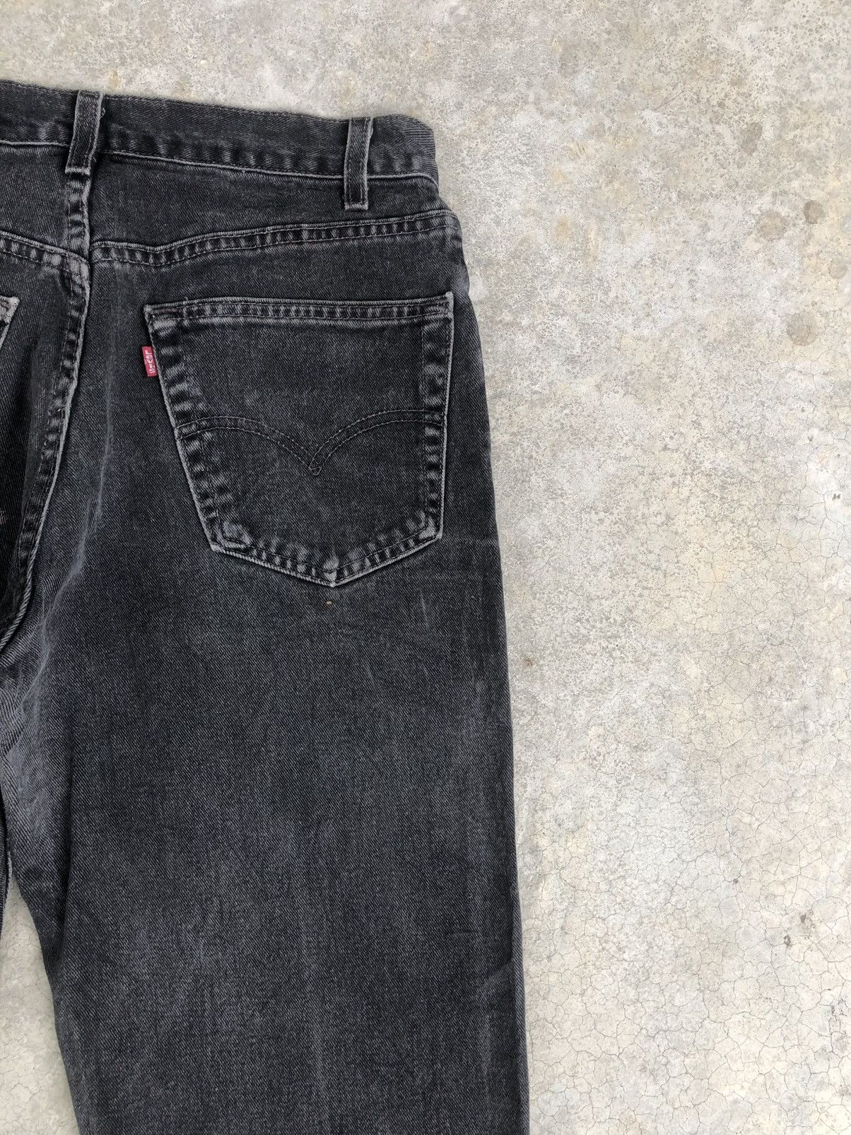 Levi's Y2k Levi’s 550 Distressed Jeans Relaxed Fit Size US 31 - 10 Thumbnail