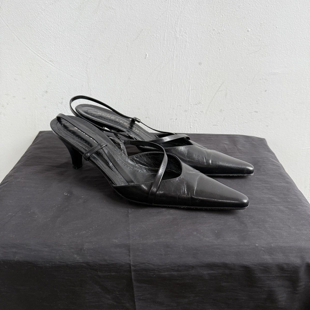 Italian Designers x Vintage Rene Lezard Leather Kitten Heel Shoes Pointed Toe Mules in Black, Women's (Size 7)