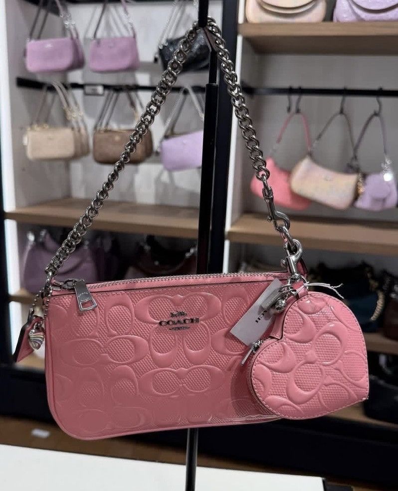 Coach Heart Bag Charm In Signature Leather With Heart Charm CDD04 Size ONE SIZE - 4 Thumbnail