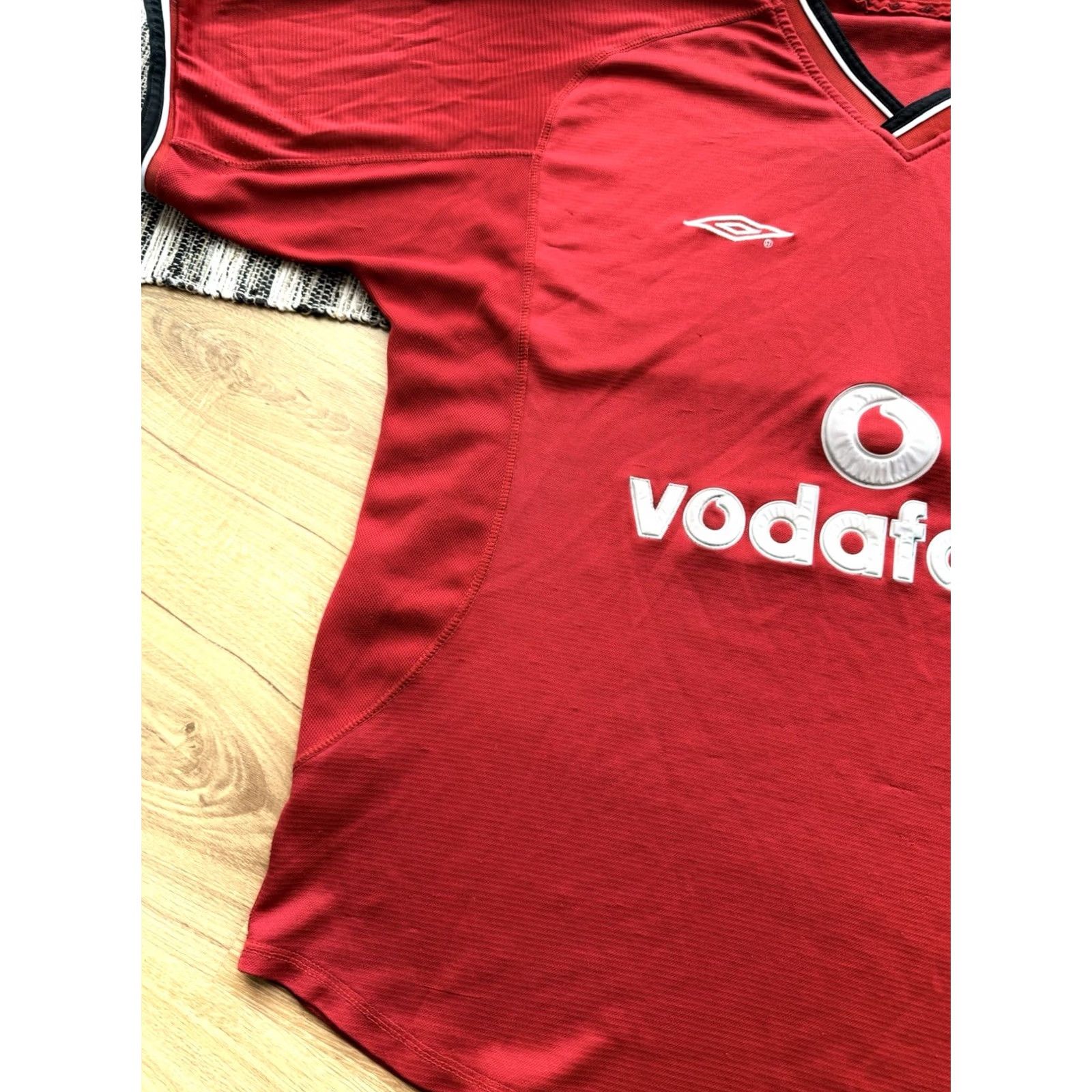Umbro VINTAGE Umbro MANCHESTER UNITED HOME FOOTBALL JERSEY Men’s XL Red Soccer Shirt Sports Jersey England 2000-2002 Size US XL / EU 56 / 4 - 5 Thumbnail