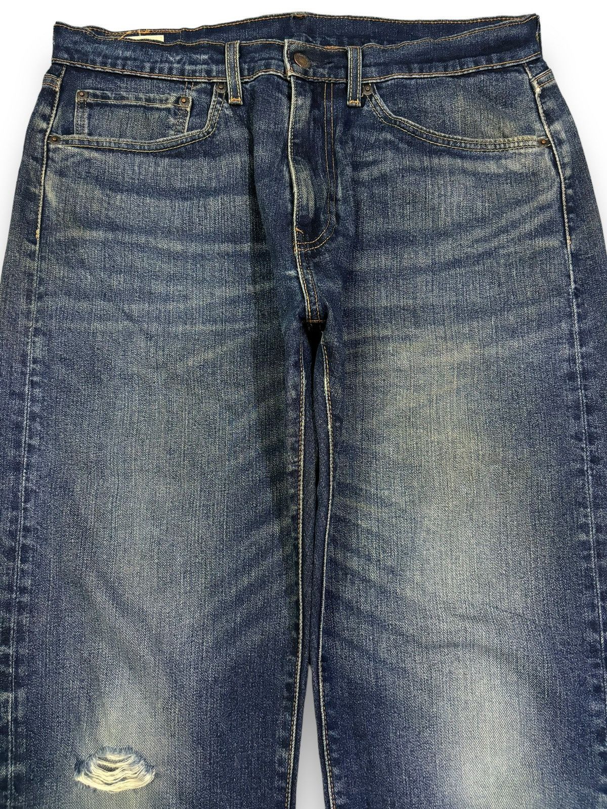Levi's Vintage Clothing Vintage Y2K Levis Premium Big E Loose Fit Distressed Jeans Size US 34 / EU 50 - 3 Thumbnail