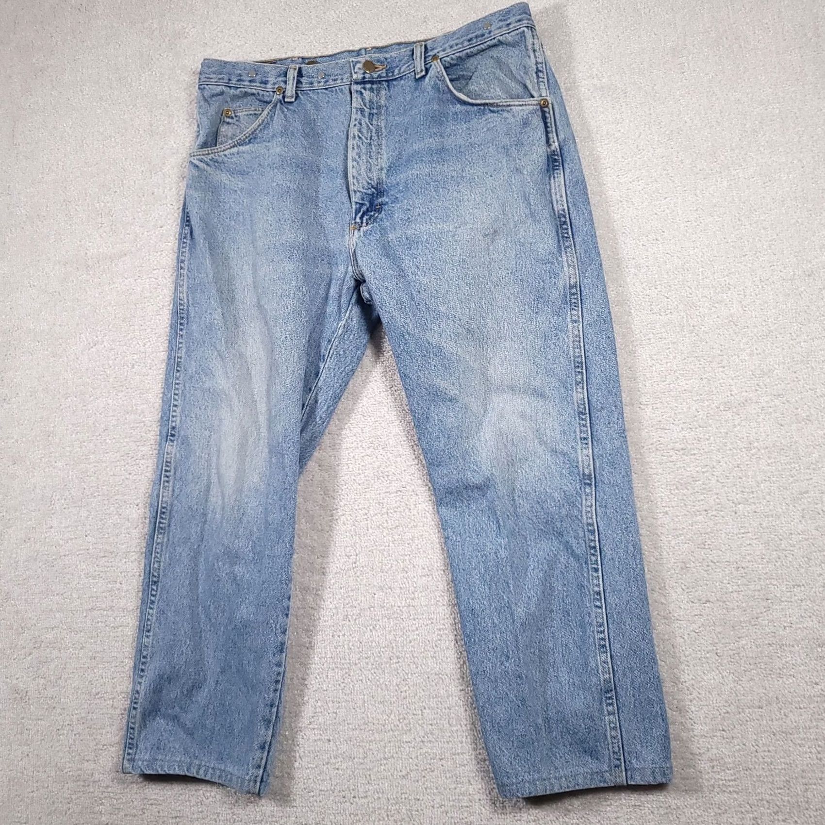Wrangler VINTAGE Wrangler Jeans Mens 38 Blue 38x30 Actual 35x27 Straight Rugged Wear Suspender Size US 38 / EU 54 - 2 Thumbnail
