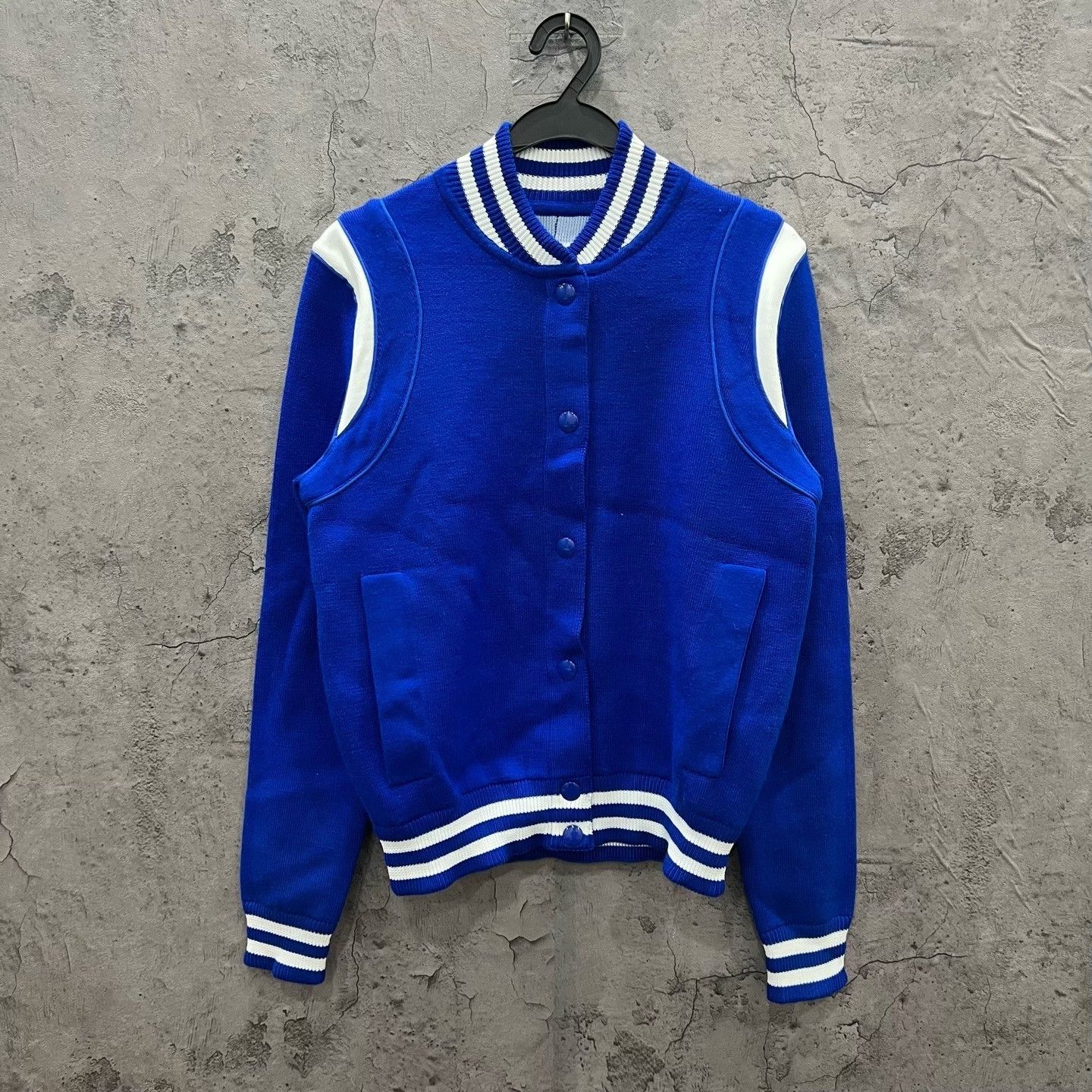 Givenchy Givenchy White Blue Wool Knit Baseball Jacket Size US S / EU 44-46 / 1 - 2 Thumbnail