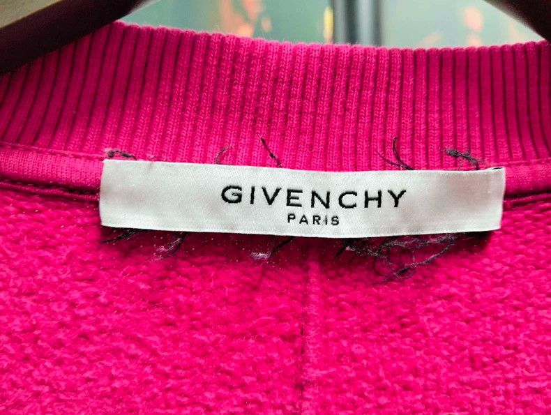 Givenchy Givenchy Rose red hoodie, size M (115) Size US M / EU 48-50 / 2 - 3 Thumbnail