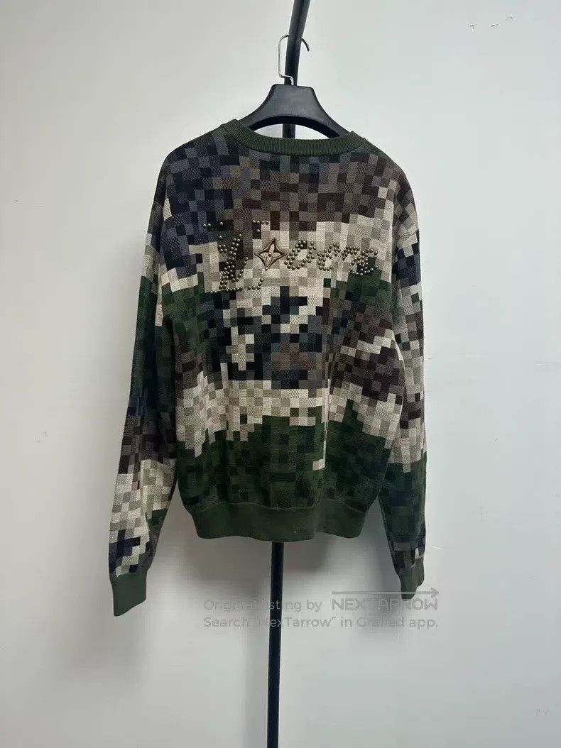 Louis Vuitton Louis Vuitton Camouflage monogram jacquard pattern crew ne Size US S / EU 44-46 / 1 - 2 Thumbnail