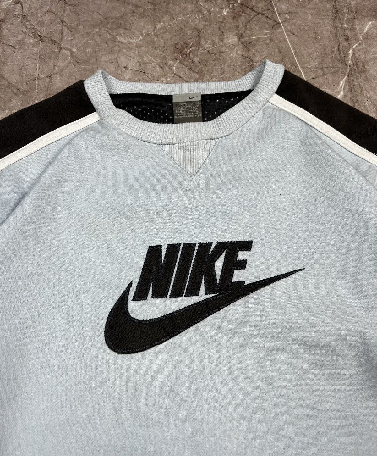 Nike × Vintage OOs Vintage Nike Oversized Big Logo Retro Sweatshirt Rare Size US M / EU 48-50 / 2 - 4 Thumbnail