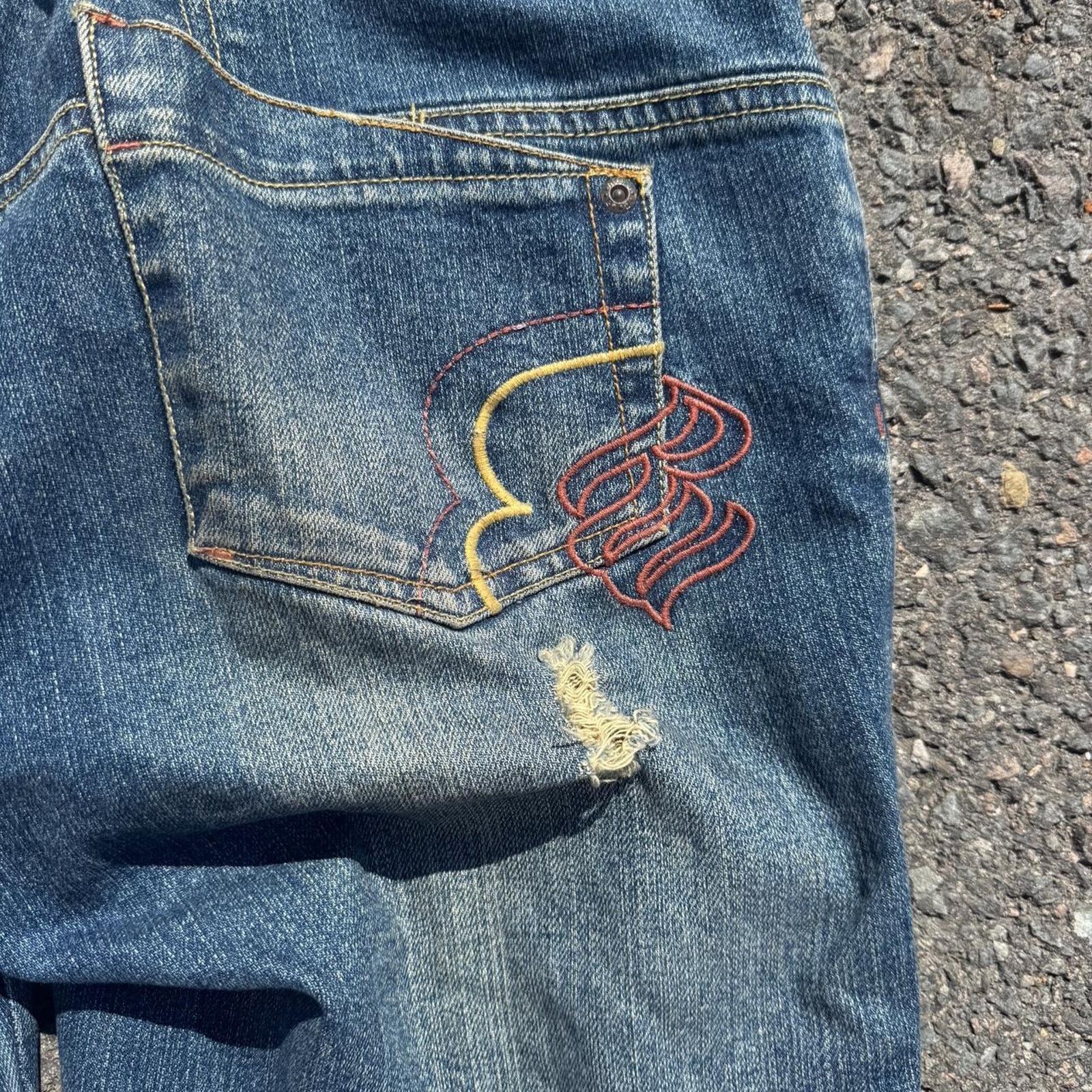 Rocawear Vintage 90s Rocawear Bell Bottoms Evisu Embroidery – Size 3 Size 27" / US 4 / IT 40 - 3 Thumbnail
