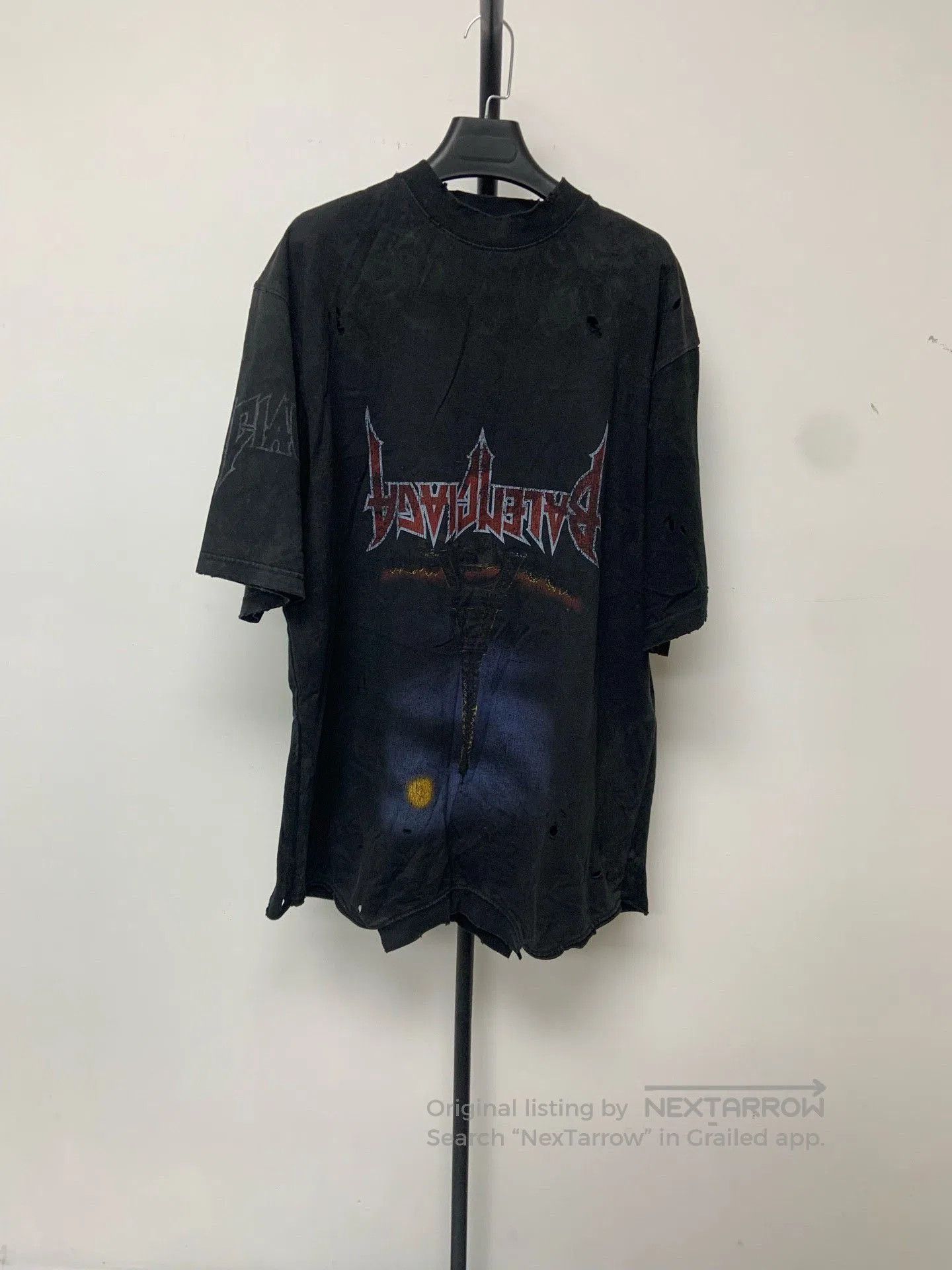Balenciaga Balenciaga Letter Print Crew Neck T-Shirt. Size US L / EU 52-54 / 3 - 1 Thumbnail
