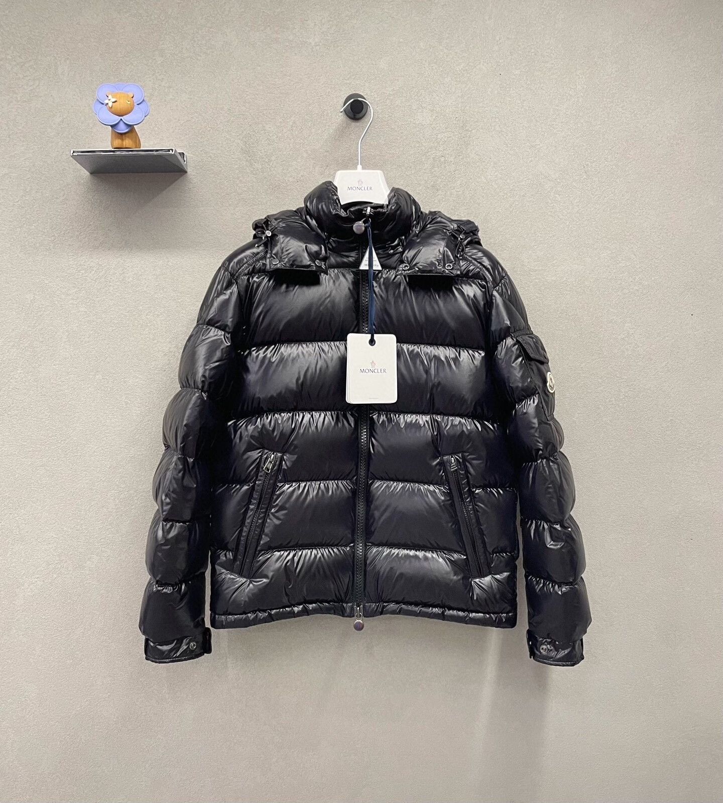 Moncler black moncler maya down jacket size 2 Size US M / EU 48-50 / 2 - 1 Thumbnail