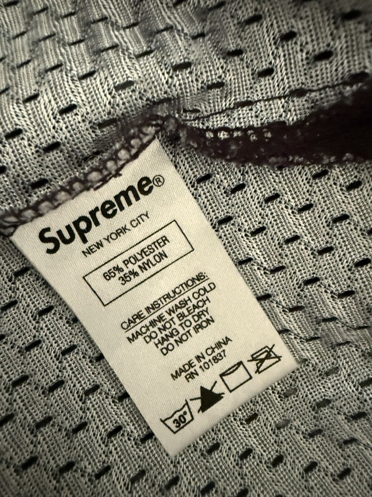 Supreme Jersey Supreme Size US L / EU 52-54 / 3 - 5 Thumbnail