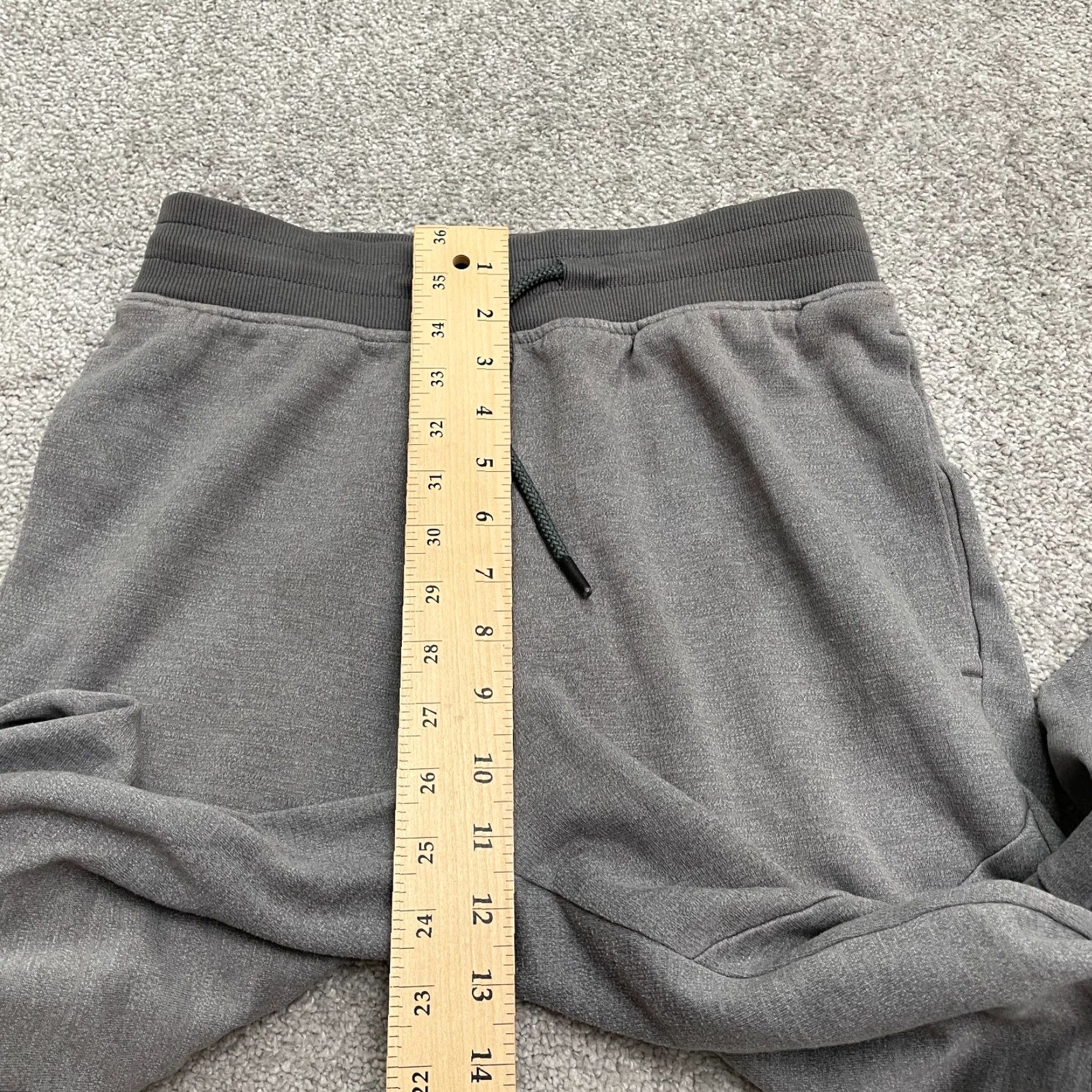 Under Armour Under Armour Pants Mens SM Gray Athletic Jogger Tapered Leg Drawstring Regular Fit Size US 29 - 6 Thumbnail