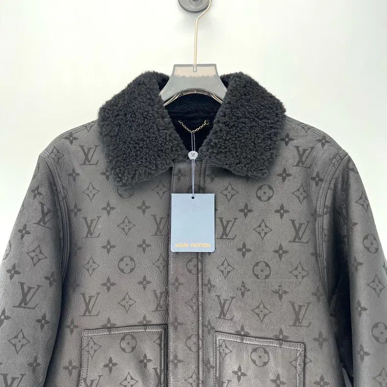 Louis Vuitton Louis Vuitton Full logo embossed leather jacket Size US M / EU 48-50 / 2 - 6 Thumbnail