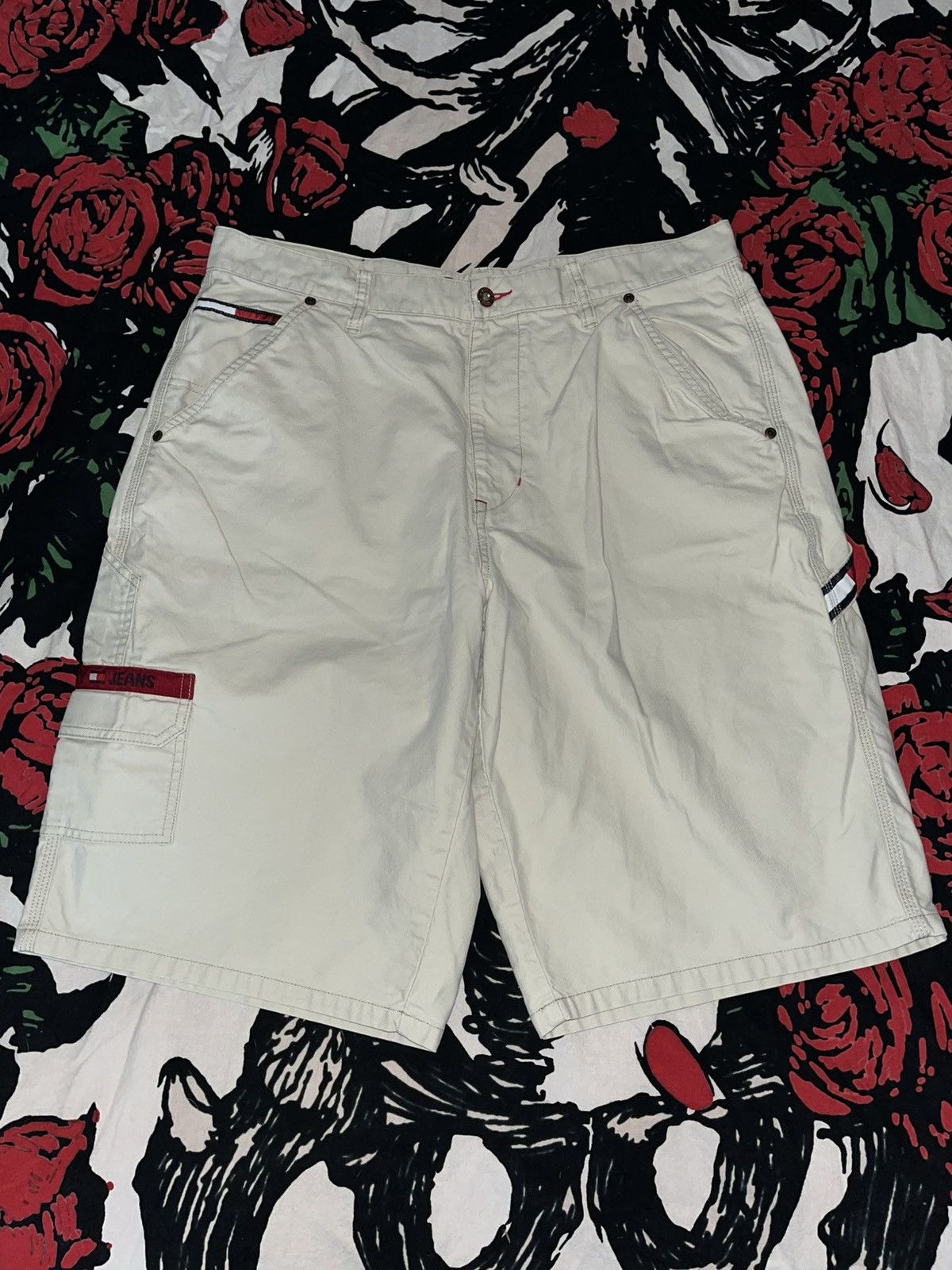 Tommy Hilfiger Crazy Y2K Baggy Skater Stash Pocket Cream Carpenter Shorts Size US 36 / EU 52 - 1 Thumbnail