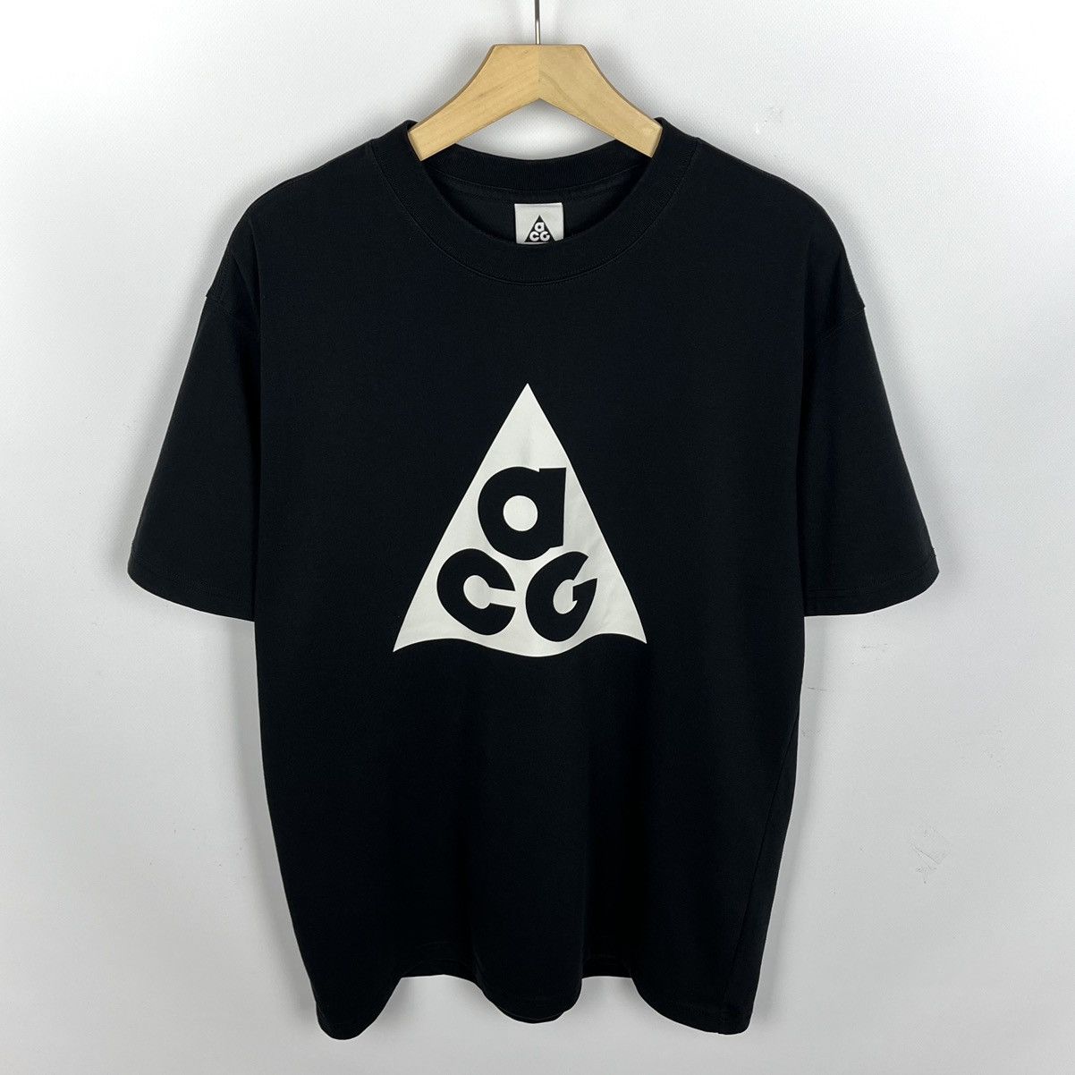 Nike × Nike ACG Nike ACG archive big navy logo t-shirt triangle