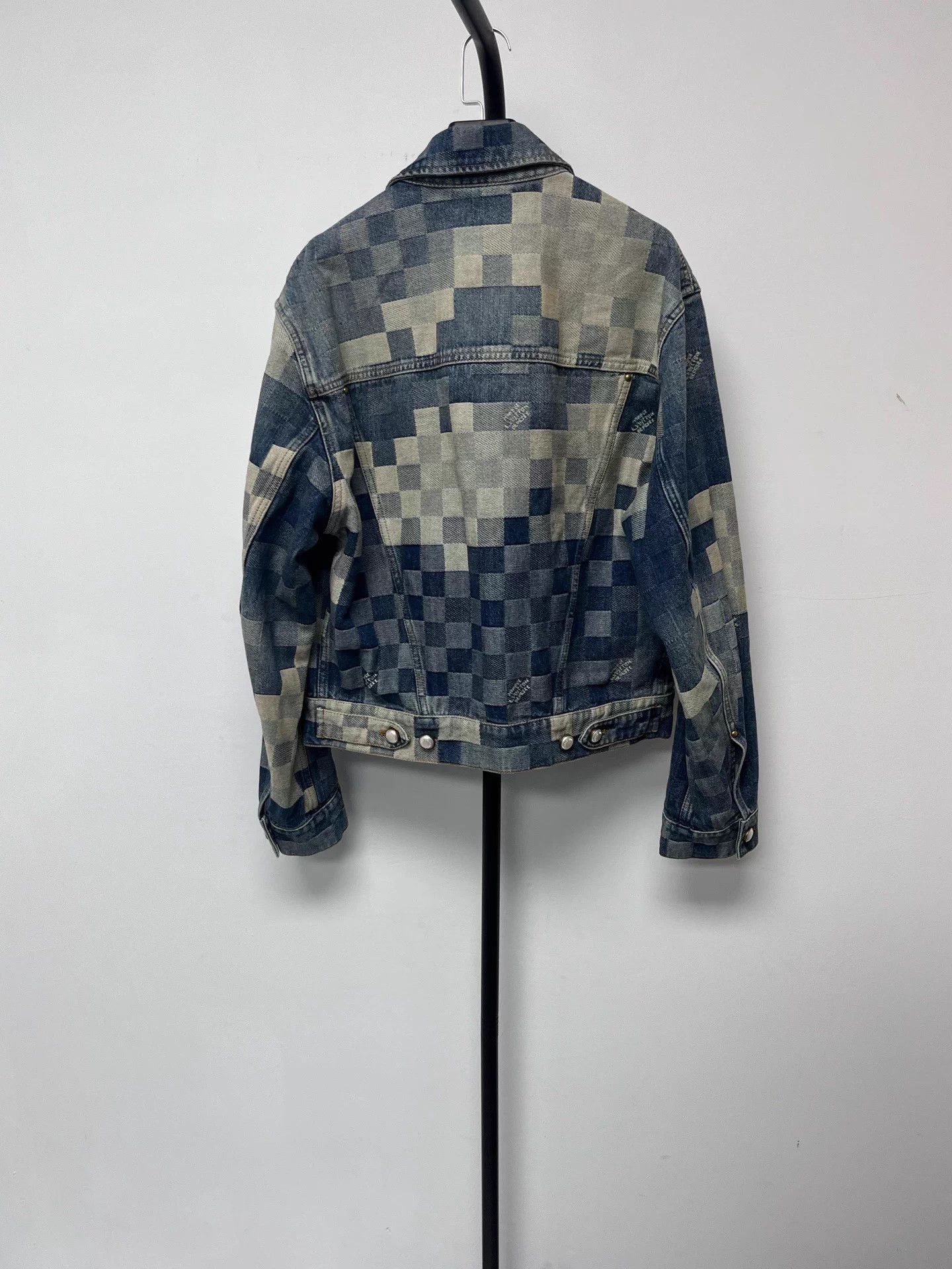 Louis Vuitton LOUIS VUITTON Men's Single-Breasted Denim Jacket Size US S / EU 44-46 / 1 - 2 Thumbnail
