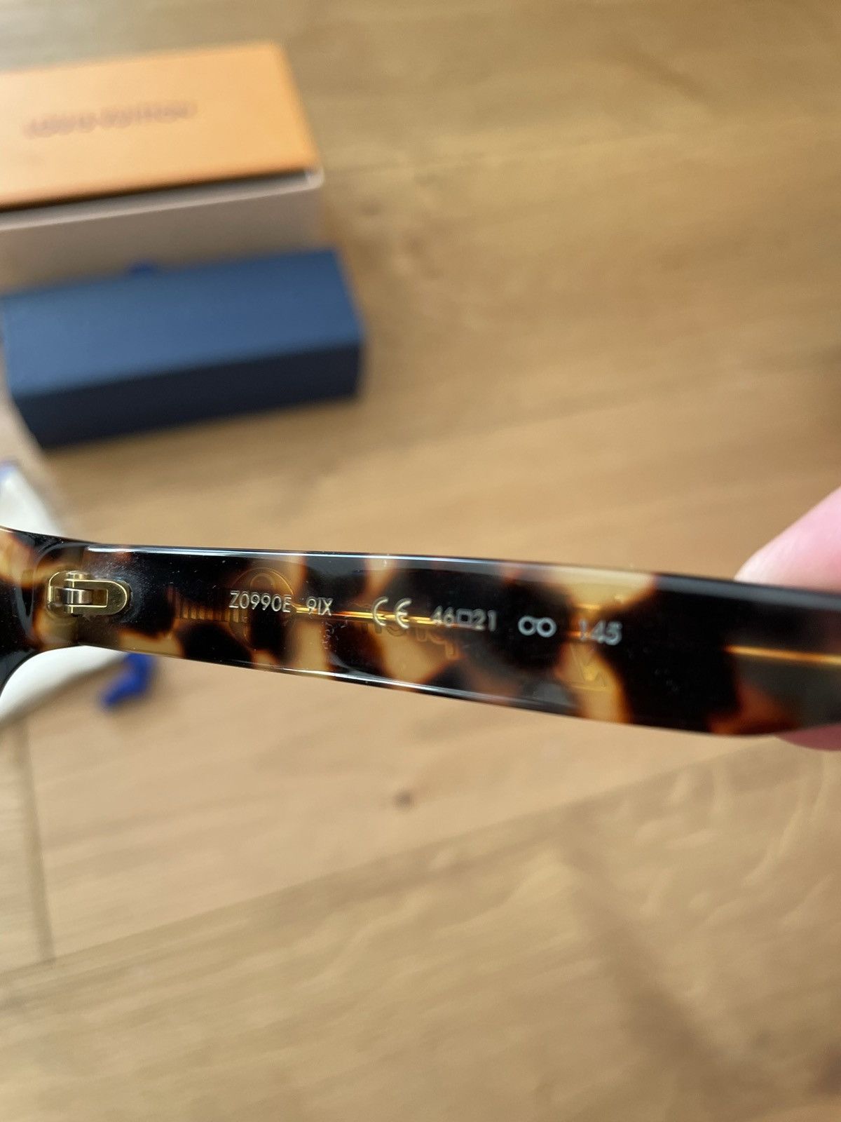 Louis Vuitton × Supreme Supreme x Louis Vuitton Downtown Sunglasses Size ONE SIZE - 6 Thumbnail