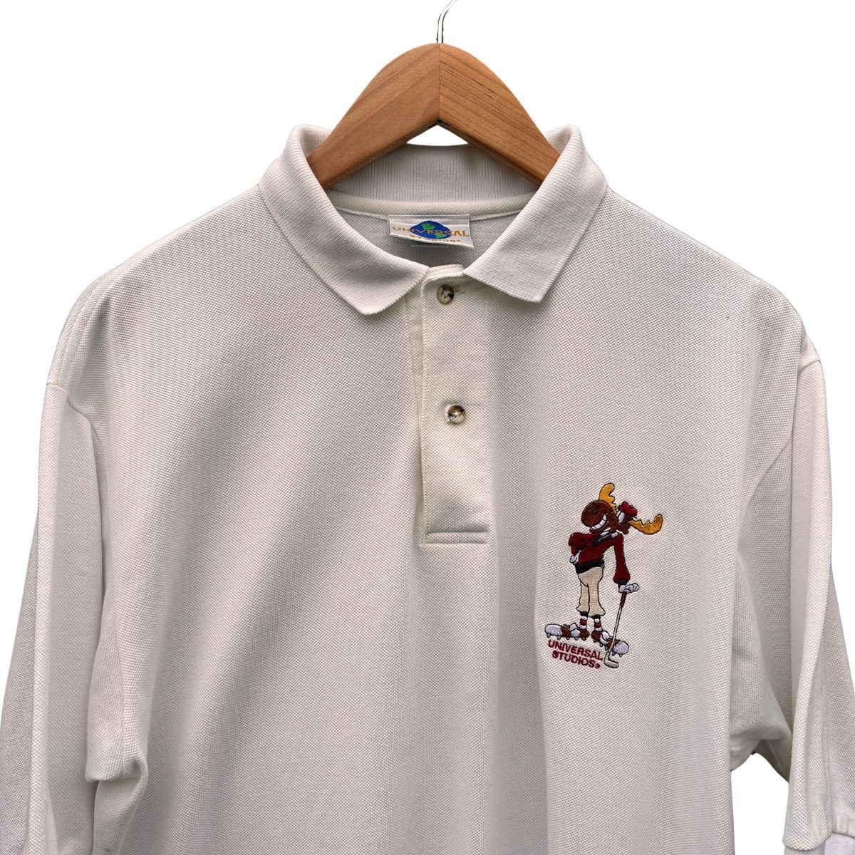 Universal Studios × Vintage Vintage Universal Studios Moose Skiing Polo Shirt Size US L / EU 52-54 / 3 - 4 Thumbnail
