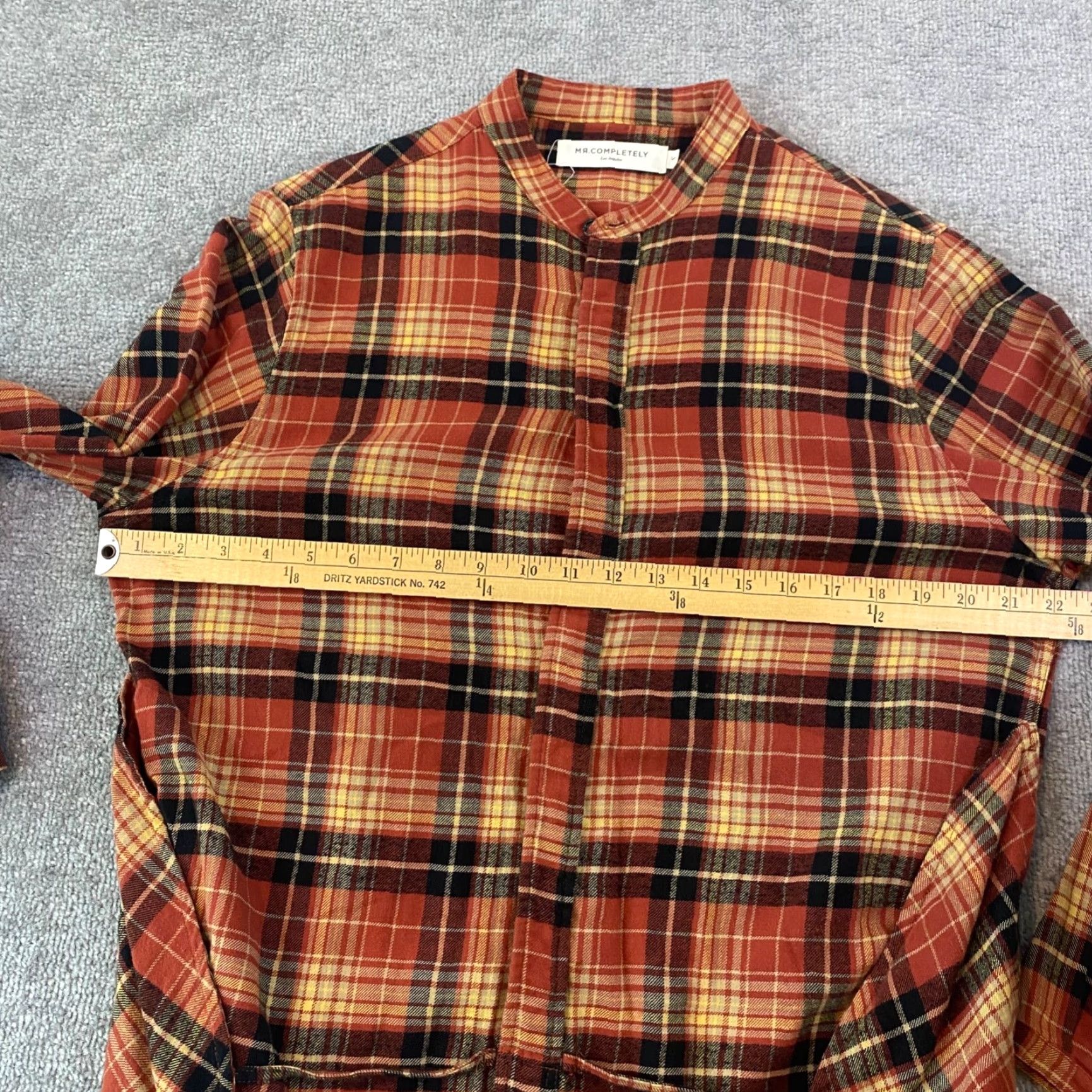 Vintage MR. Completely Shirt Mens Small Red Brown Plaid Button Up Band Collar USA L/S Size US M / EU 48-50 / 2 - 7 Thumbnail