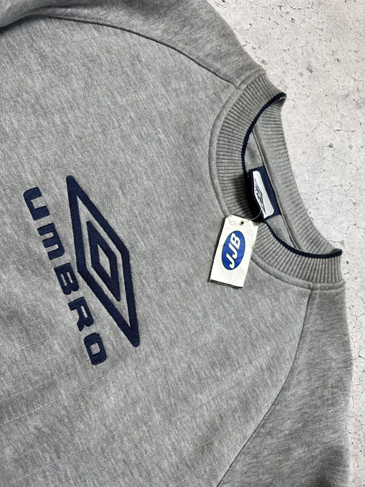 Umbro Umbro Sweatshirt Big Logo Vintage Y2K Size US M / EU 48-50 / 2 - 9 Thumbnail