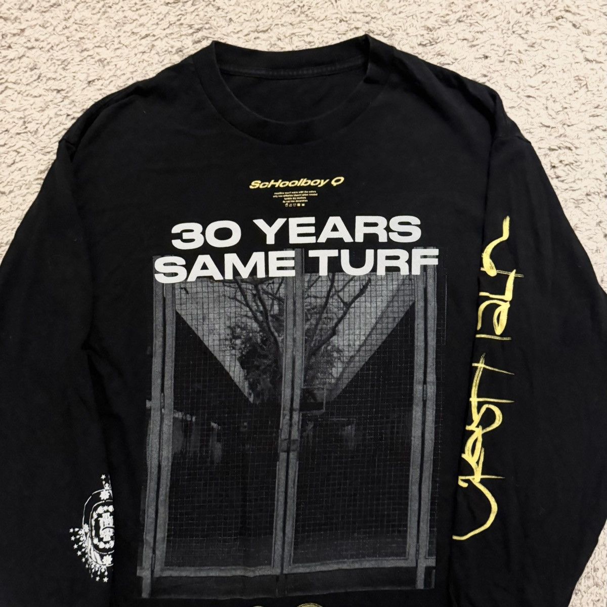 Rap Tees Schoolboy Q 30 Years Same Turf Long Sleeve Tee Size US XL / EU 56 / 4 - 5 Thumbnail