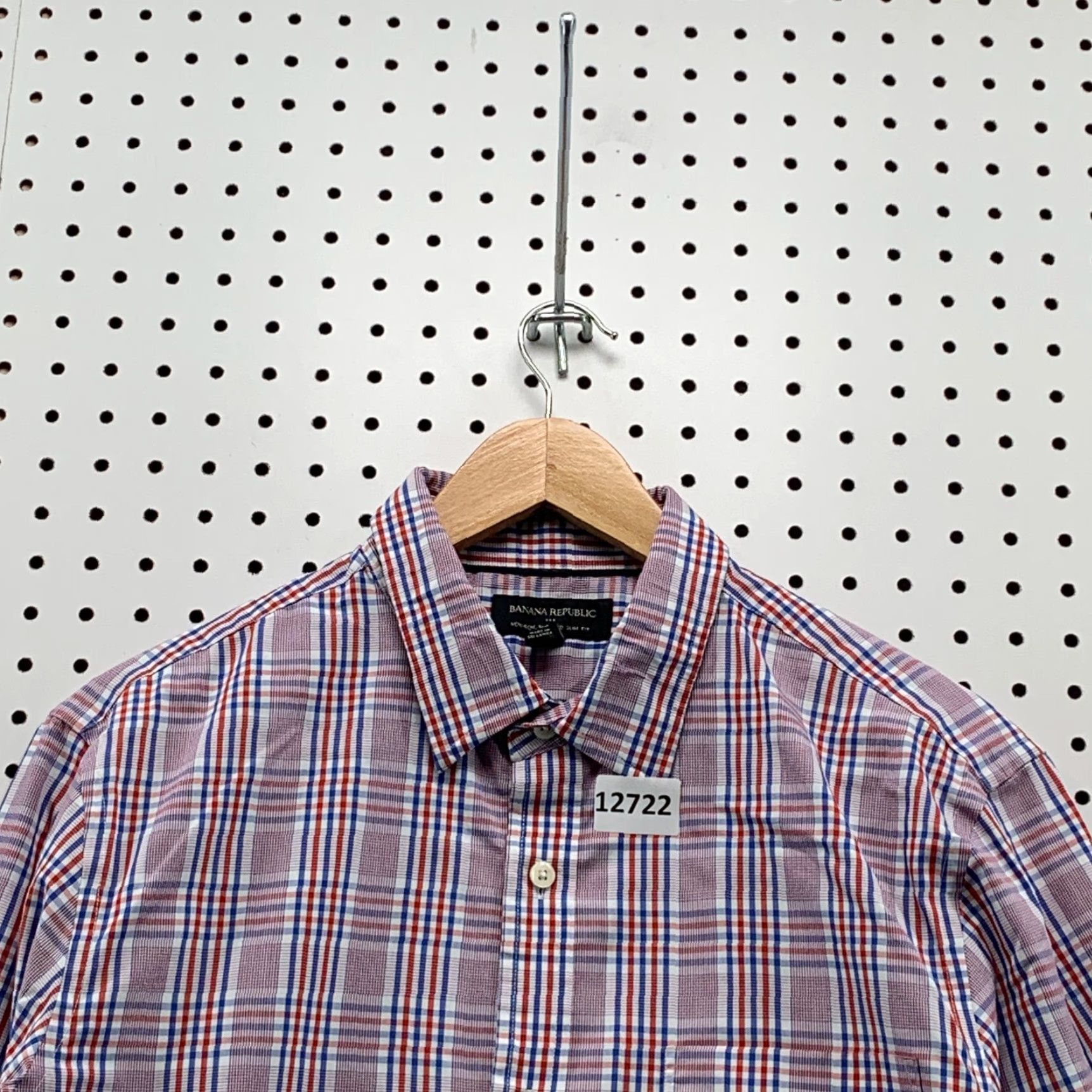 Banana Republic VINTAGE Banana Republic Shirt Men Large Red Check Slim Fit Non-Iron Button-Up Size US L / EU 52-54 / 3 - 7 Thumbnail