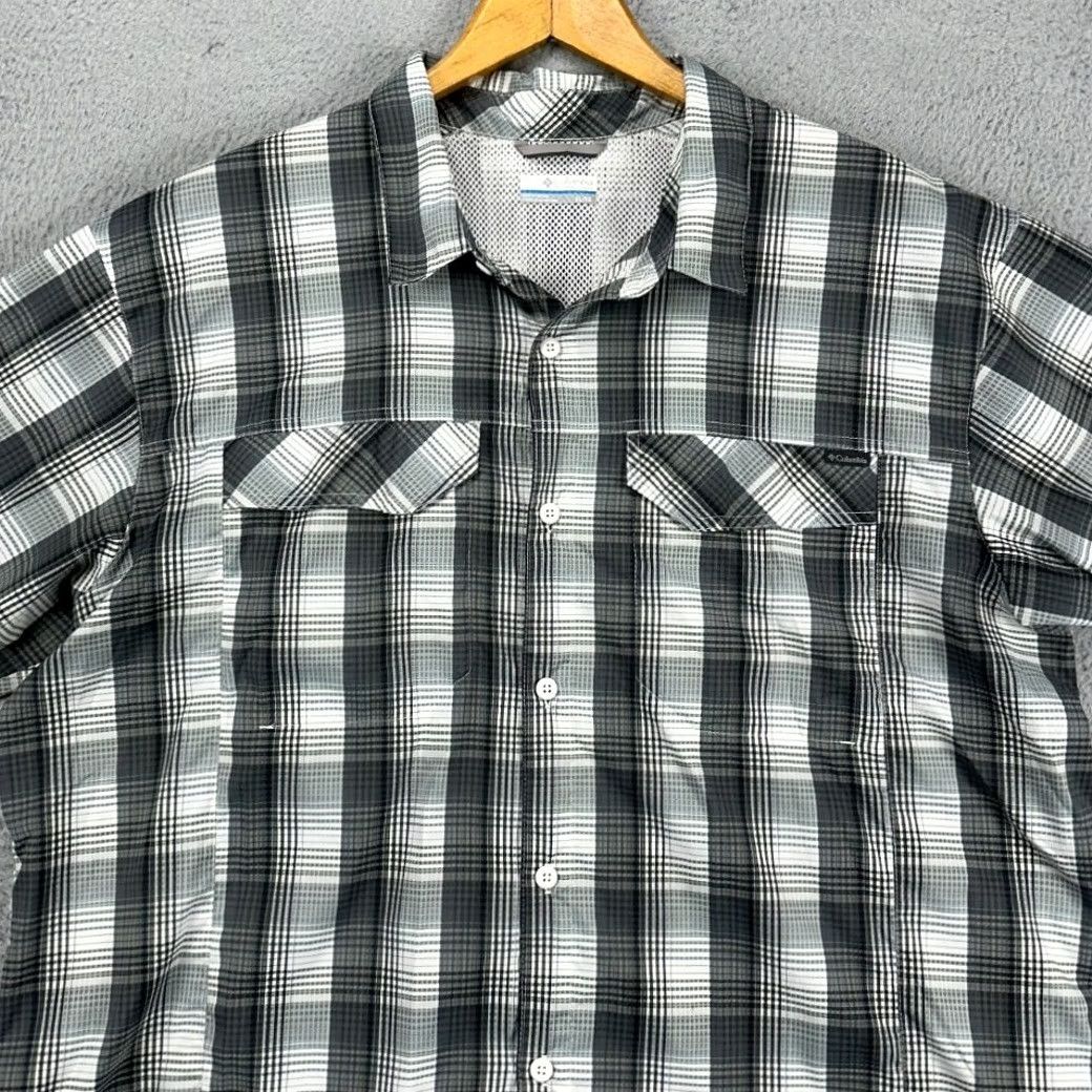 Logo 7 Columbia Button Up Shirt Adult XL Grey White Plaid Vented Flap Pockets Logo Mens Size US XL / EU 56 / 4 - 2 Thumbnail