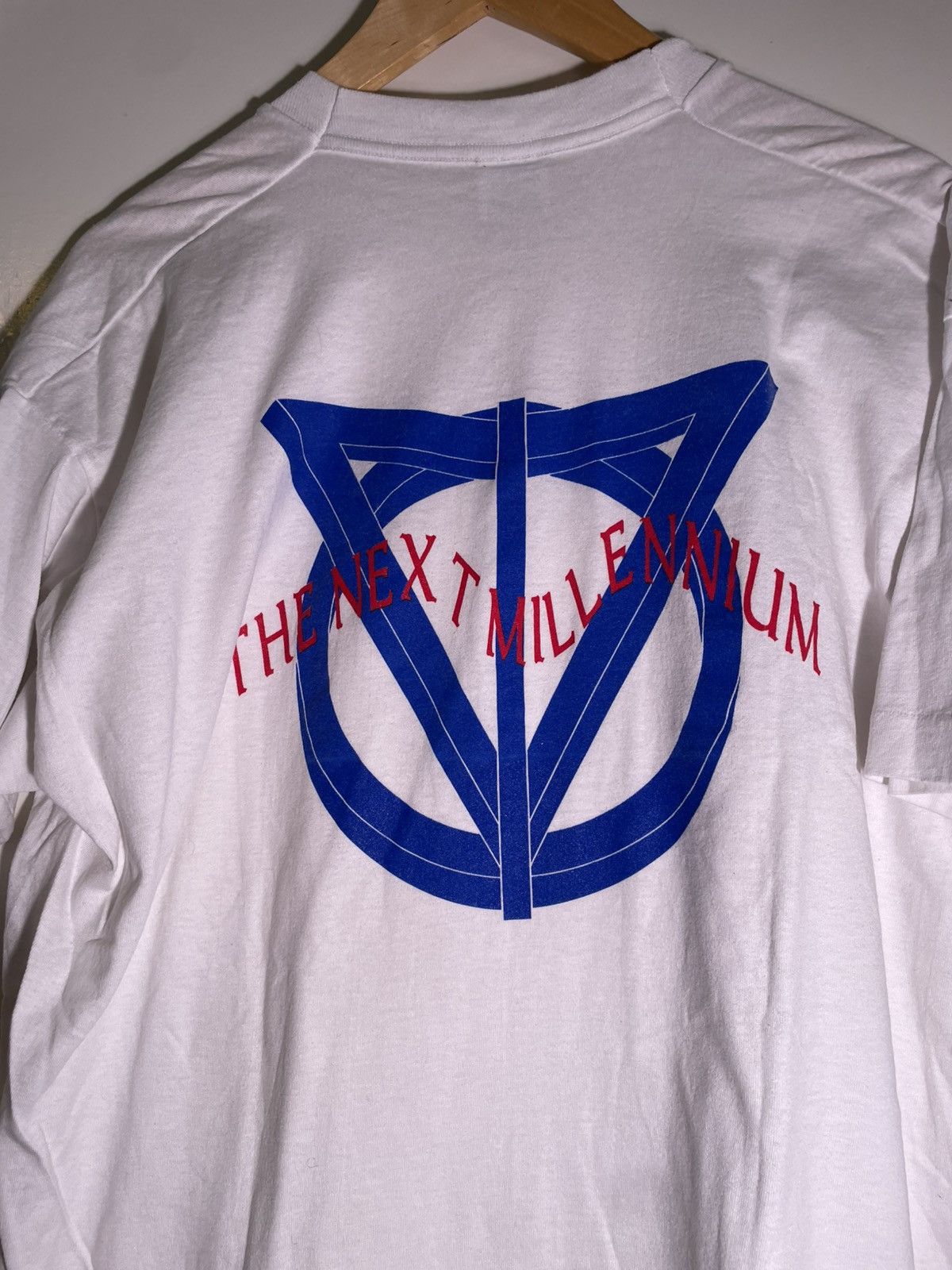 Vintage 90’s 2000’s VTG Vintage New Millennium Retro Graphic Shirt Size US XL / EU 56 / 4 - 4 Thumbnail