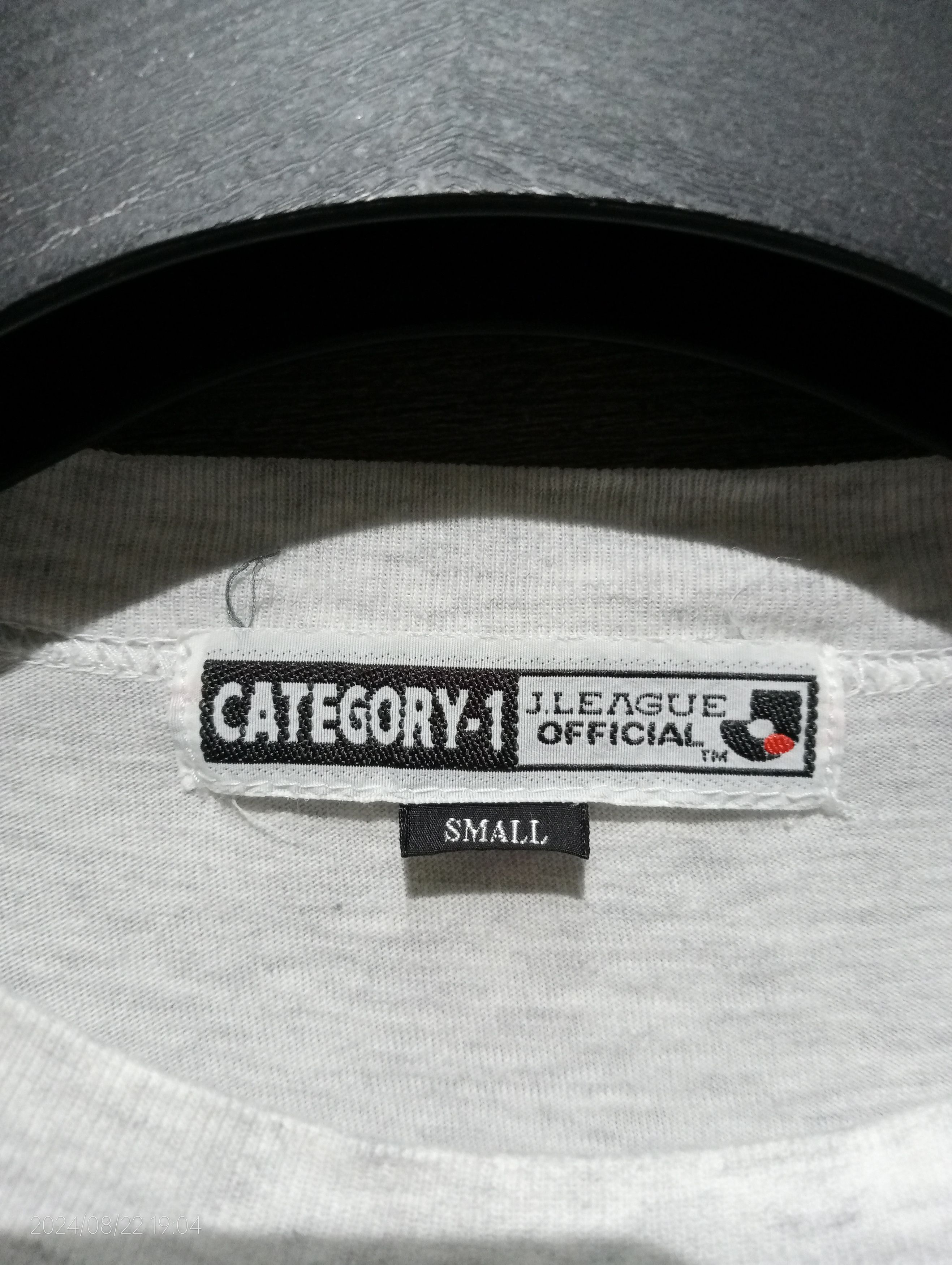 Japanese Brand × Vintage Vintage '90s Single Stitch Yokohama Marinos J. League Tee Size US S / EU 44-46 / 1 - 2 Thumbnail