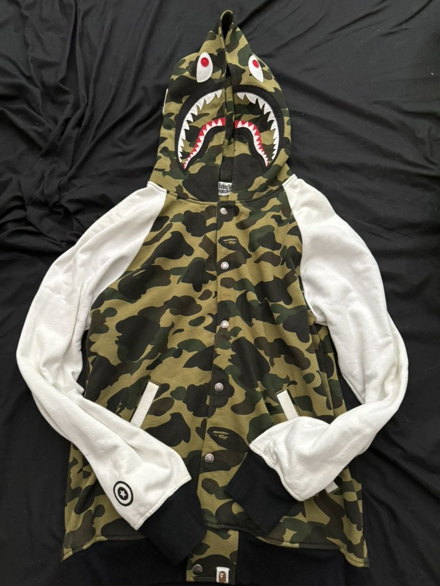 image of Bape 1St Camo Shark Hoodie Jacket in Green, Men's (Size XL)