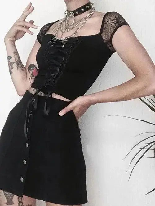 Japanese Brand × Vintage Vintage Tops Goth T-shirt Women Bodycon Bandage Size S / US 4 / IT 40 - 2 Thumbnail