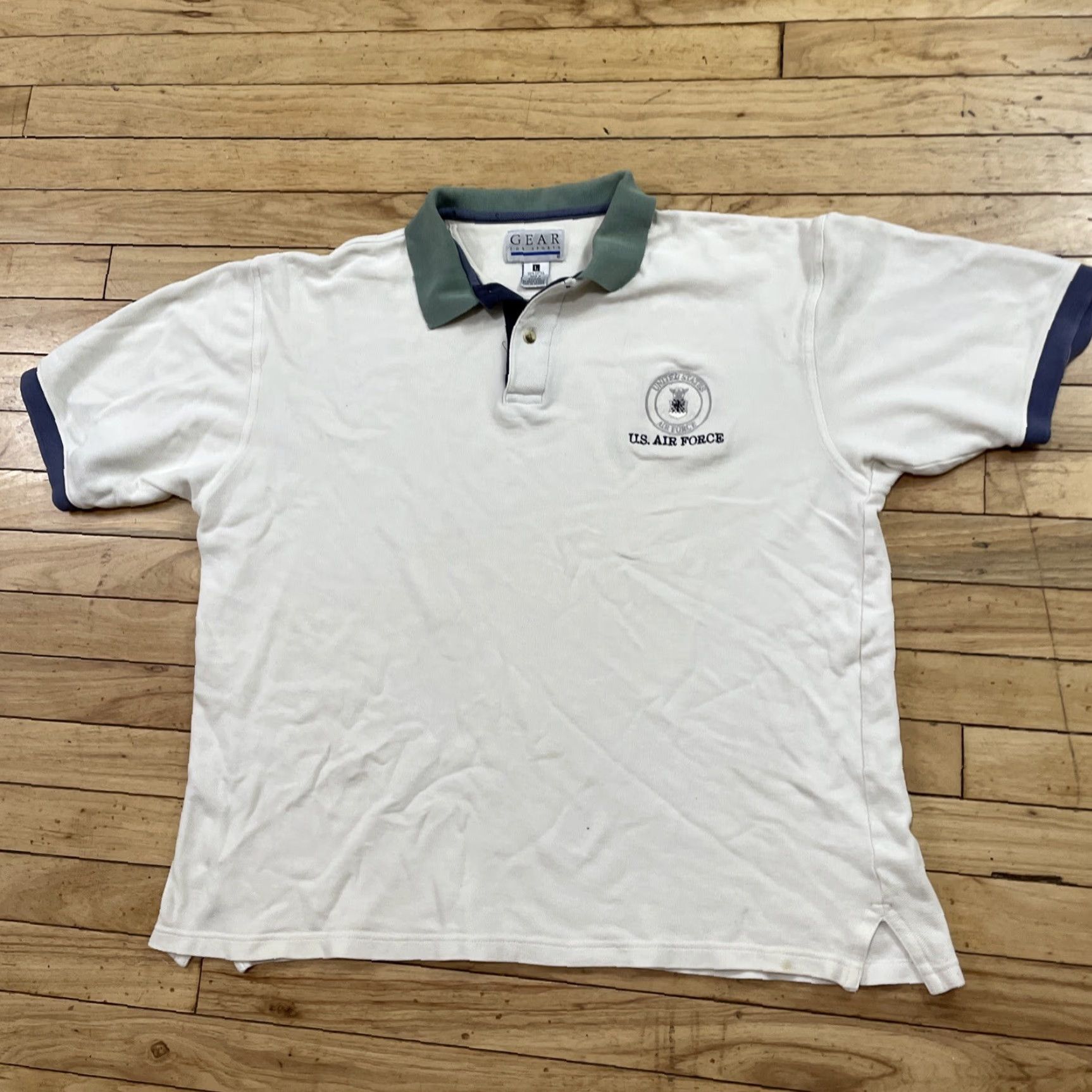Vintage GEAR FOR SPORTS US AIR FORCE Polo Shirt Men L USAF Military Logo Vintage 1 Hole Size US L / EU 52-54 / 3 - 3 Thumbnail