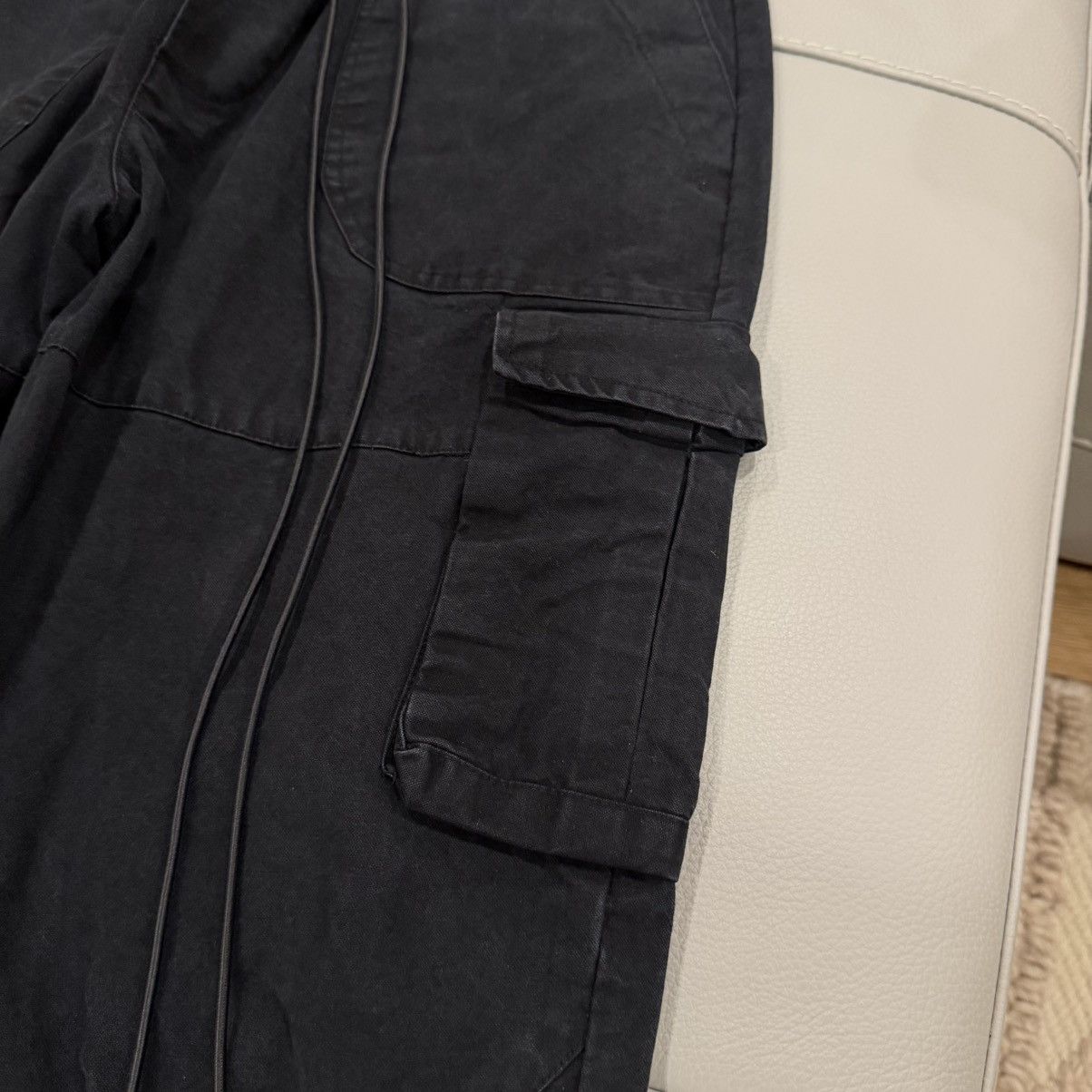 Richie Le Collection Richie Le Cargo Pants 1.0 size Medium black Used Size US 32 / EU 48 - 2 Thumbnail