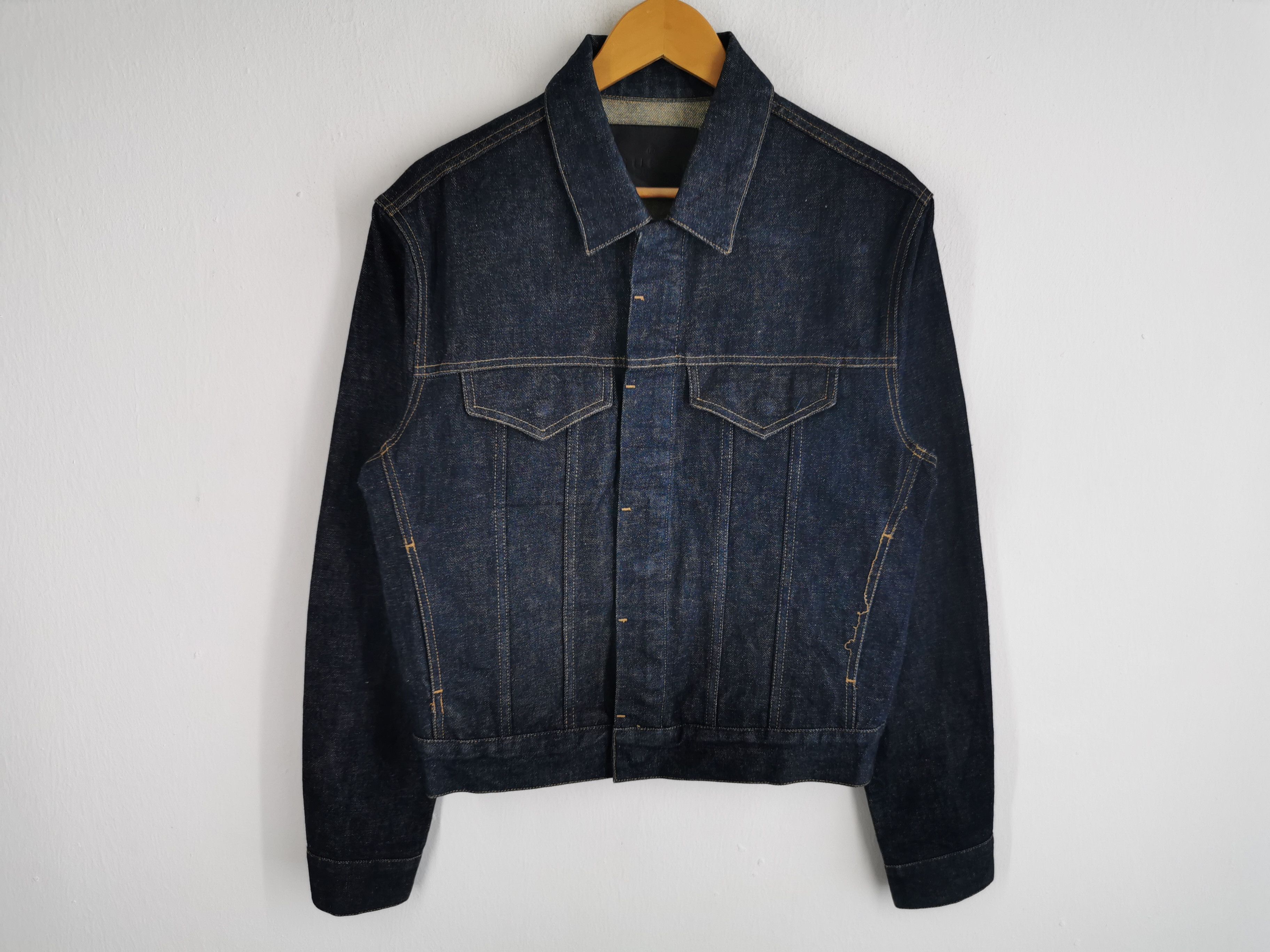 Gucci Vintage Gucci Denim Jacket Made In Italy Size S Size US S / EU 44-46 / 1 - 1 Thumbnail