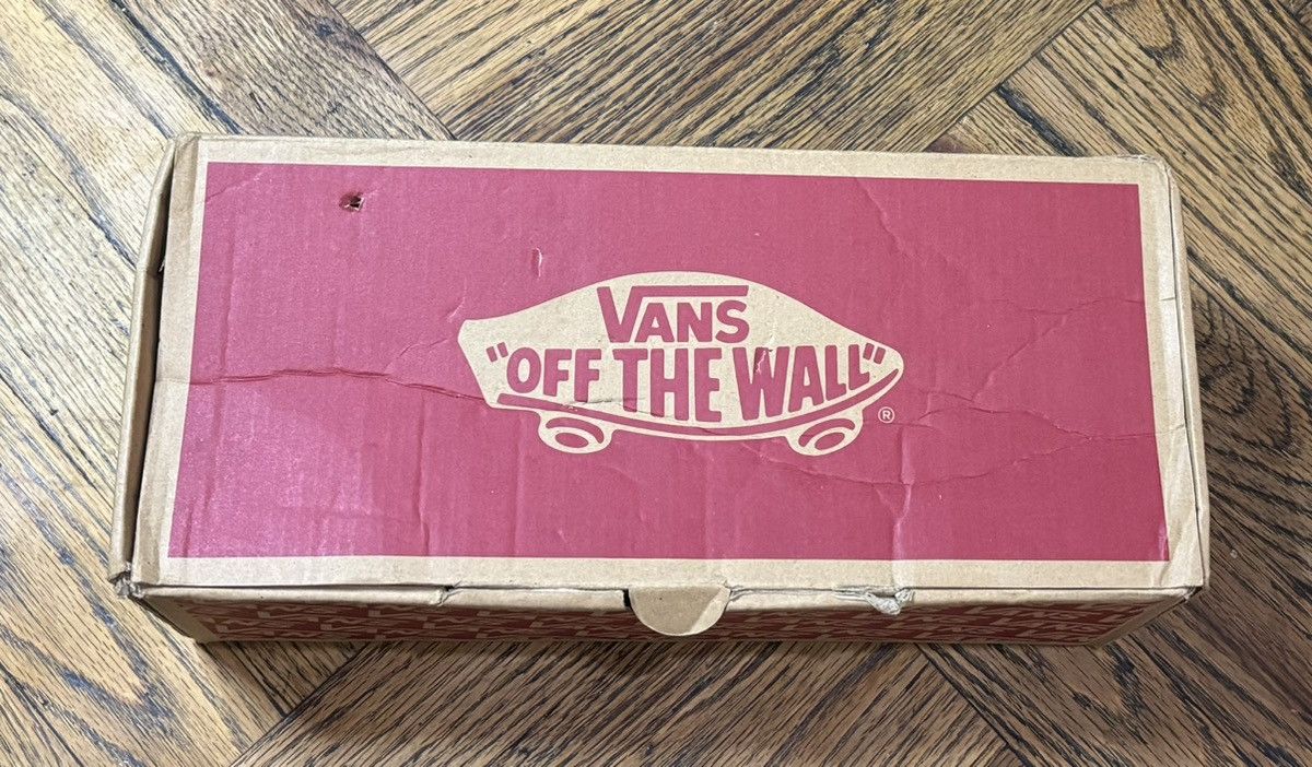 Vans Vans x Vincent Van Gogh Museum Self Portrait Size US 8.5 / EU 41-42 - 8 Thumbnail