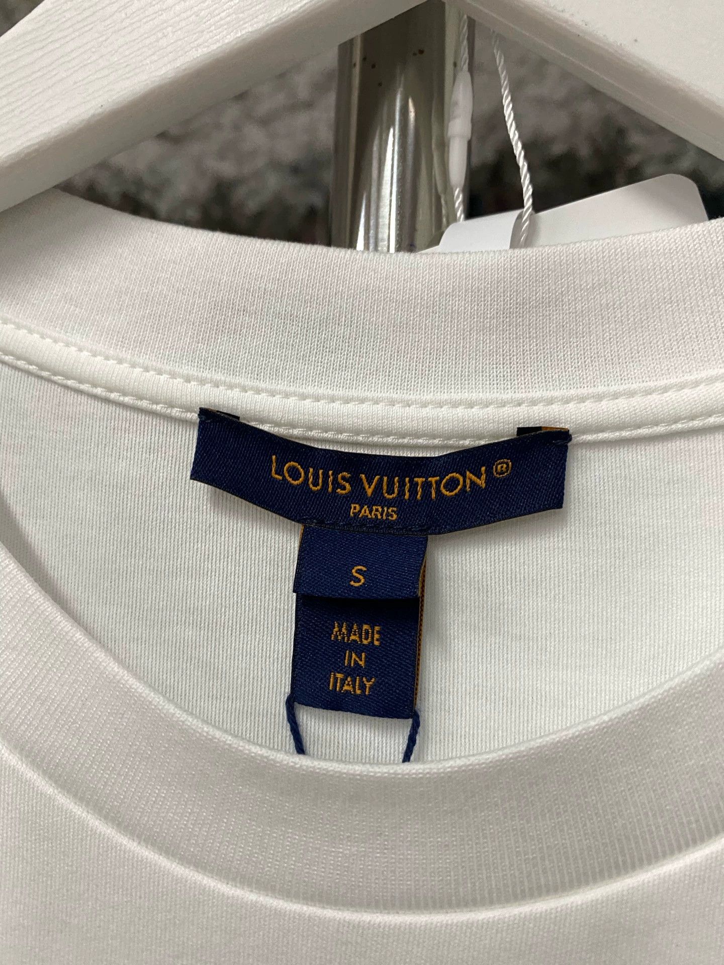Louis Vuitton LV script logo short-sleeve tee size S Size S / US 4 / IT 40 - 5 Thumbnail