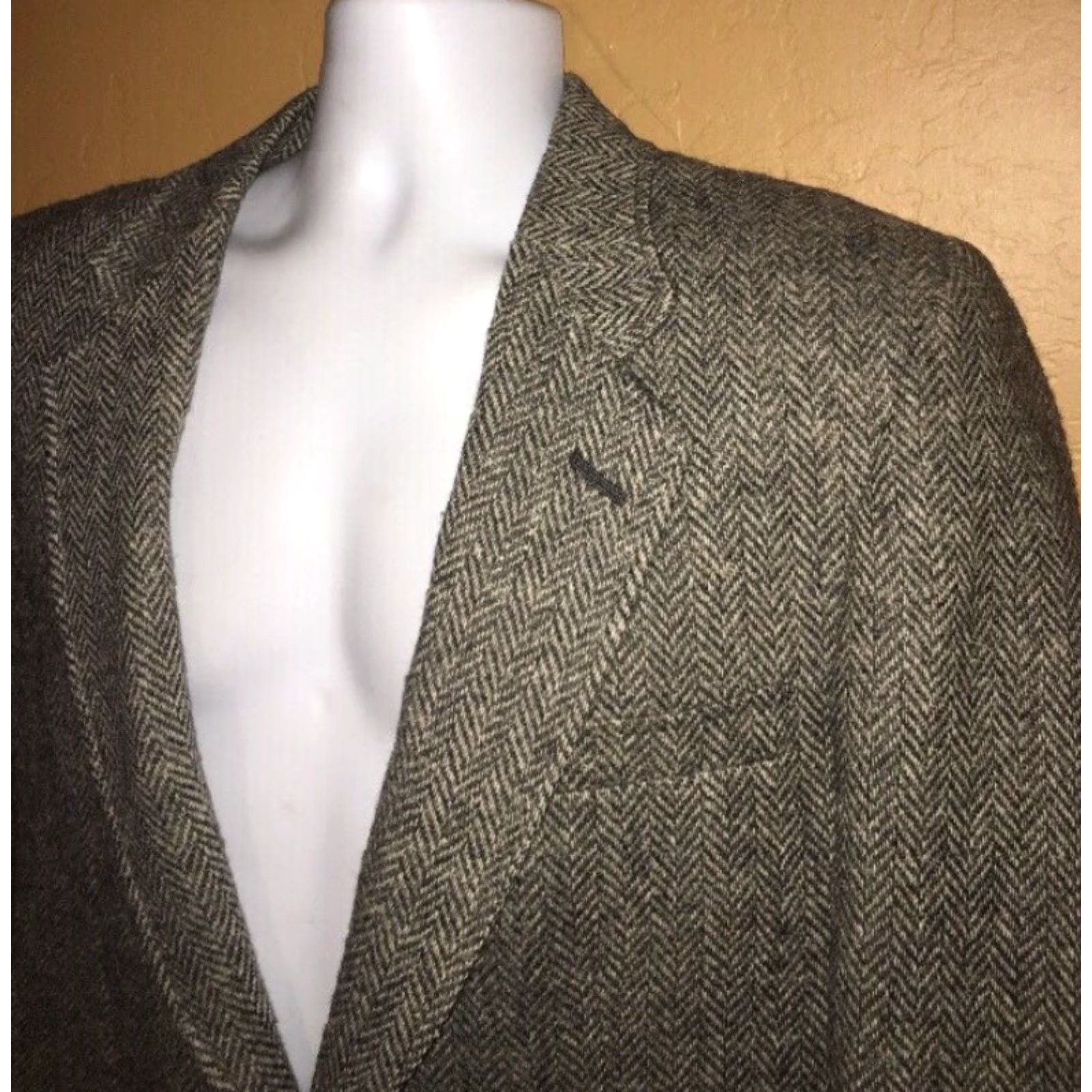 Vintage VINTAGE Habersham Tweed Heringbone Mens Gray Blazer Sport Coat 42 Two Button Size 42 Gray Mens Sports Coat Size 42R - 2 Thumbnail